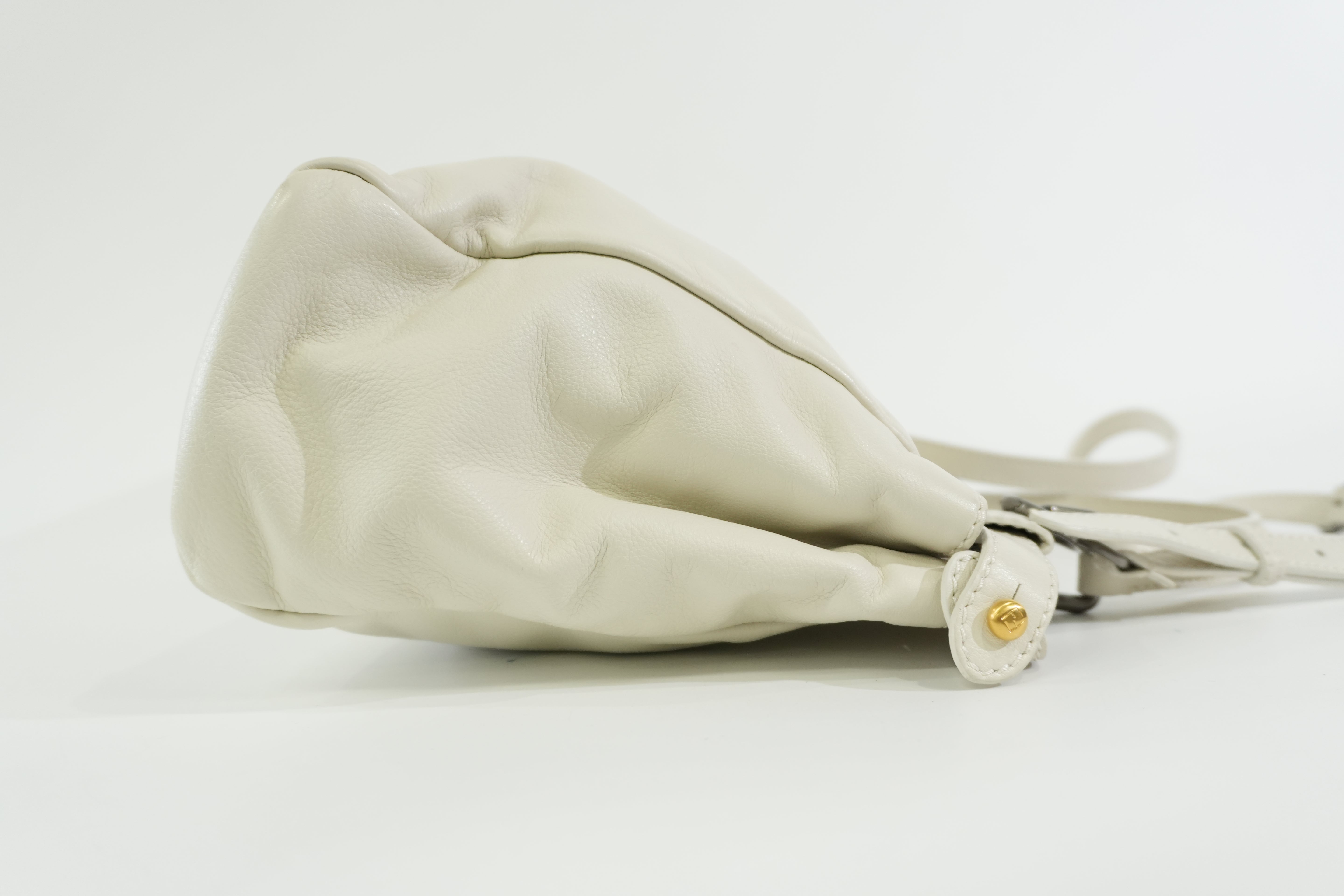 Pre-owned Fendi Peek a Boo Shoulder Bag White