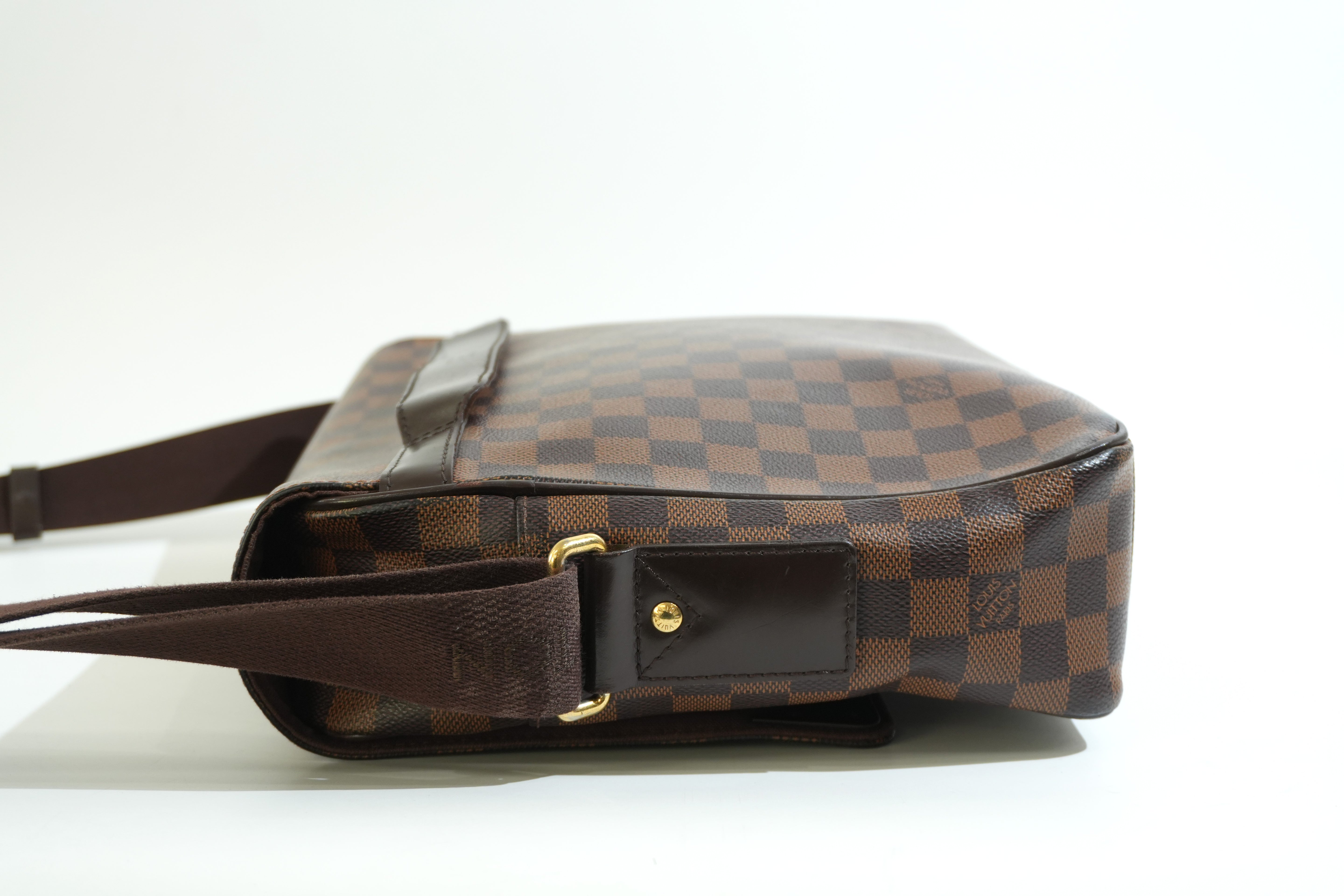 Pre-owned Louis Vuitton Damier Ebene Shelton Messenger Bag