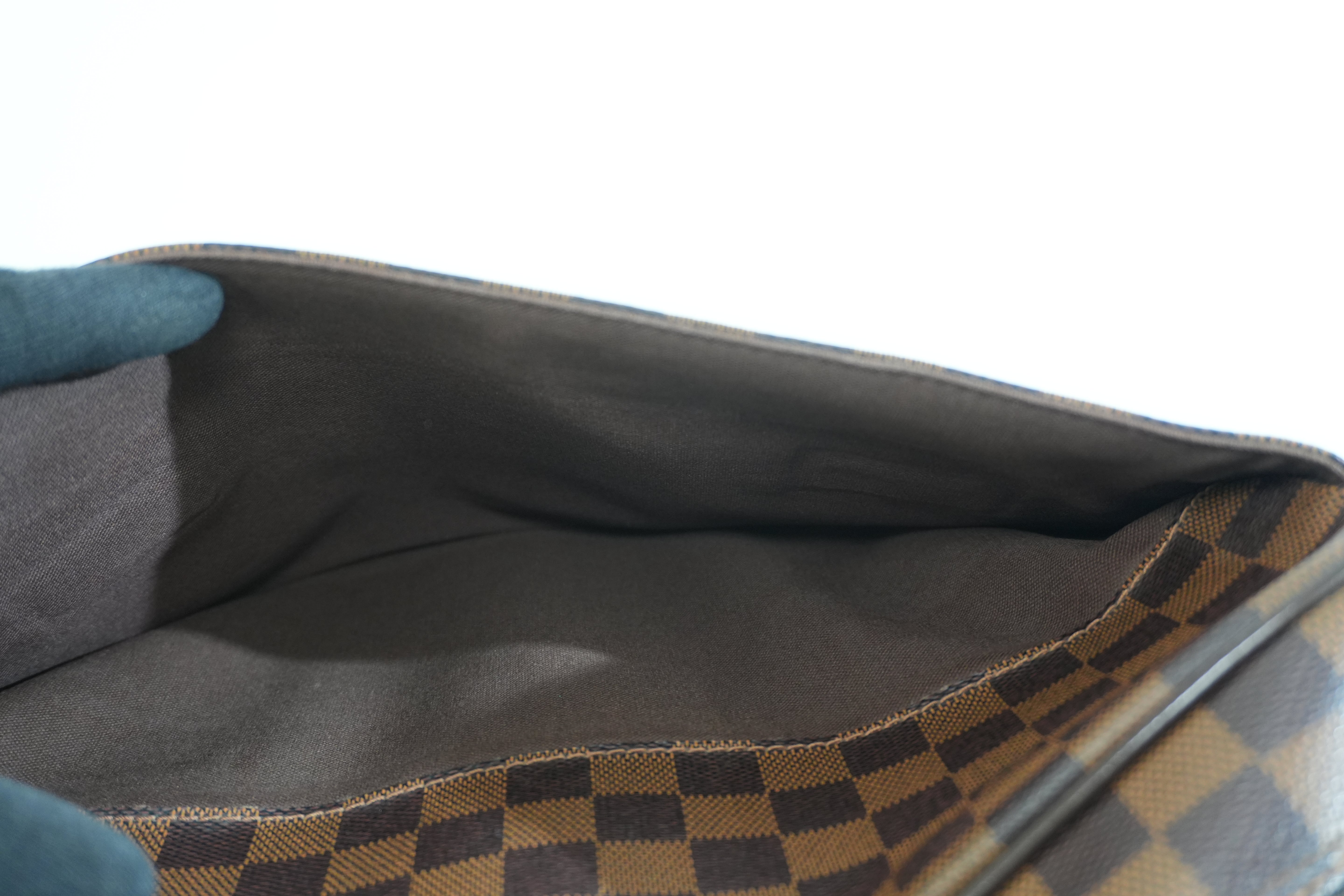 Pre-owned Louis Vuitton Damier Ebene Shelton Messenger Bag