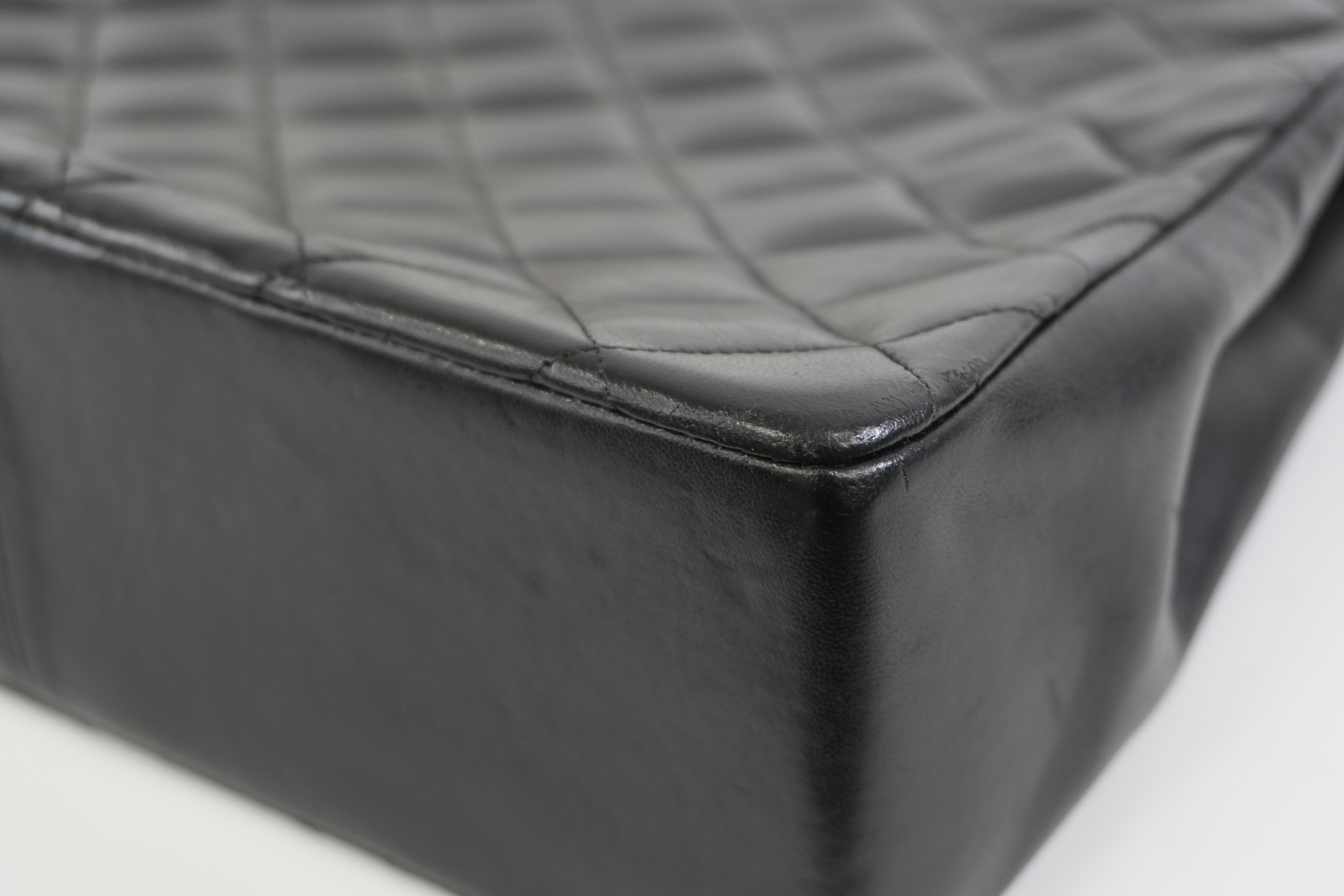 Pre-owned Chanel Lambskin Leather Chanel Chain Shoulder Bag Black