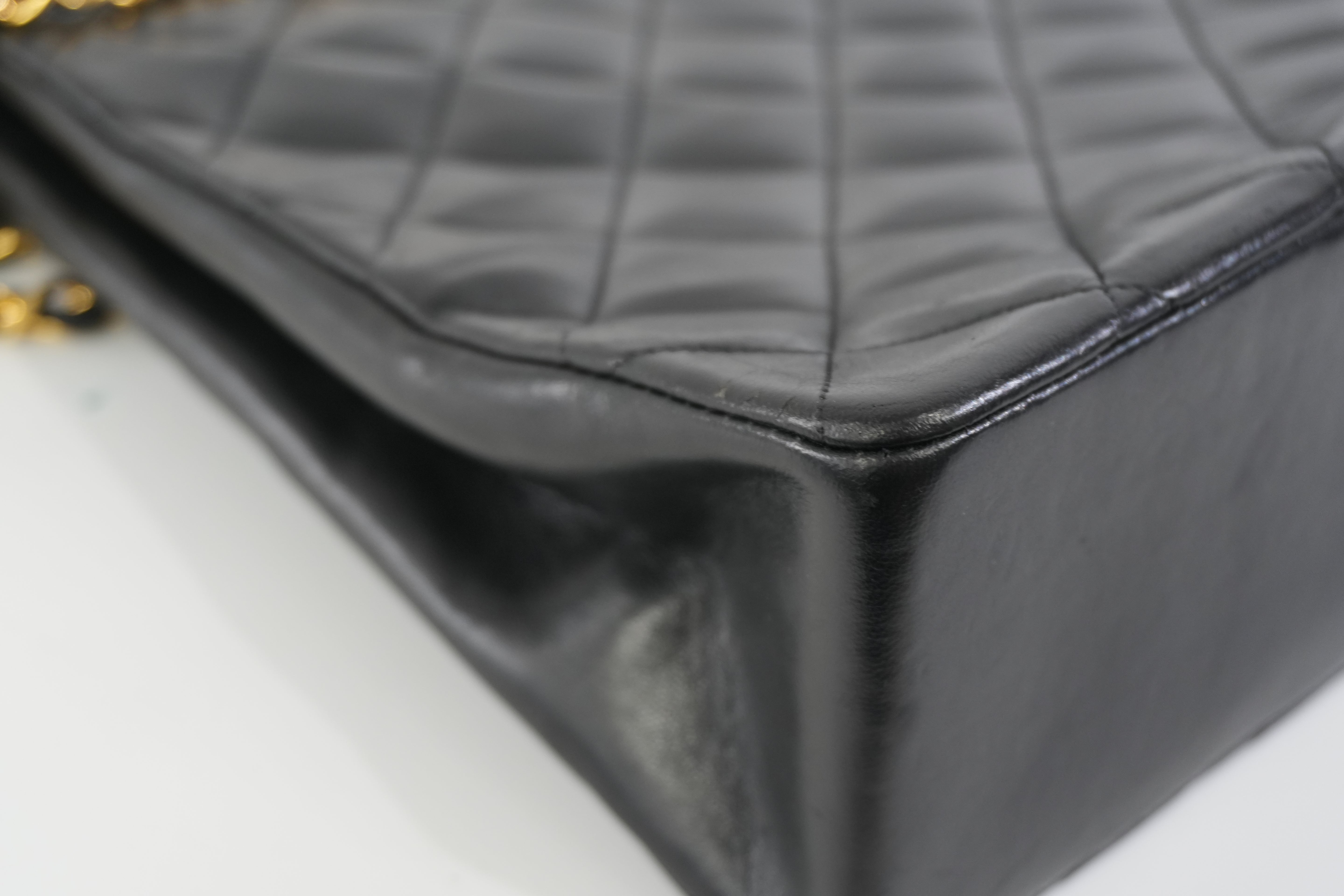 Pre-owned Chanel Lambskin Leather Chanel Chain Shoulder Bag Black