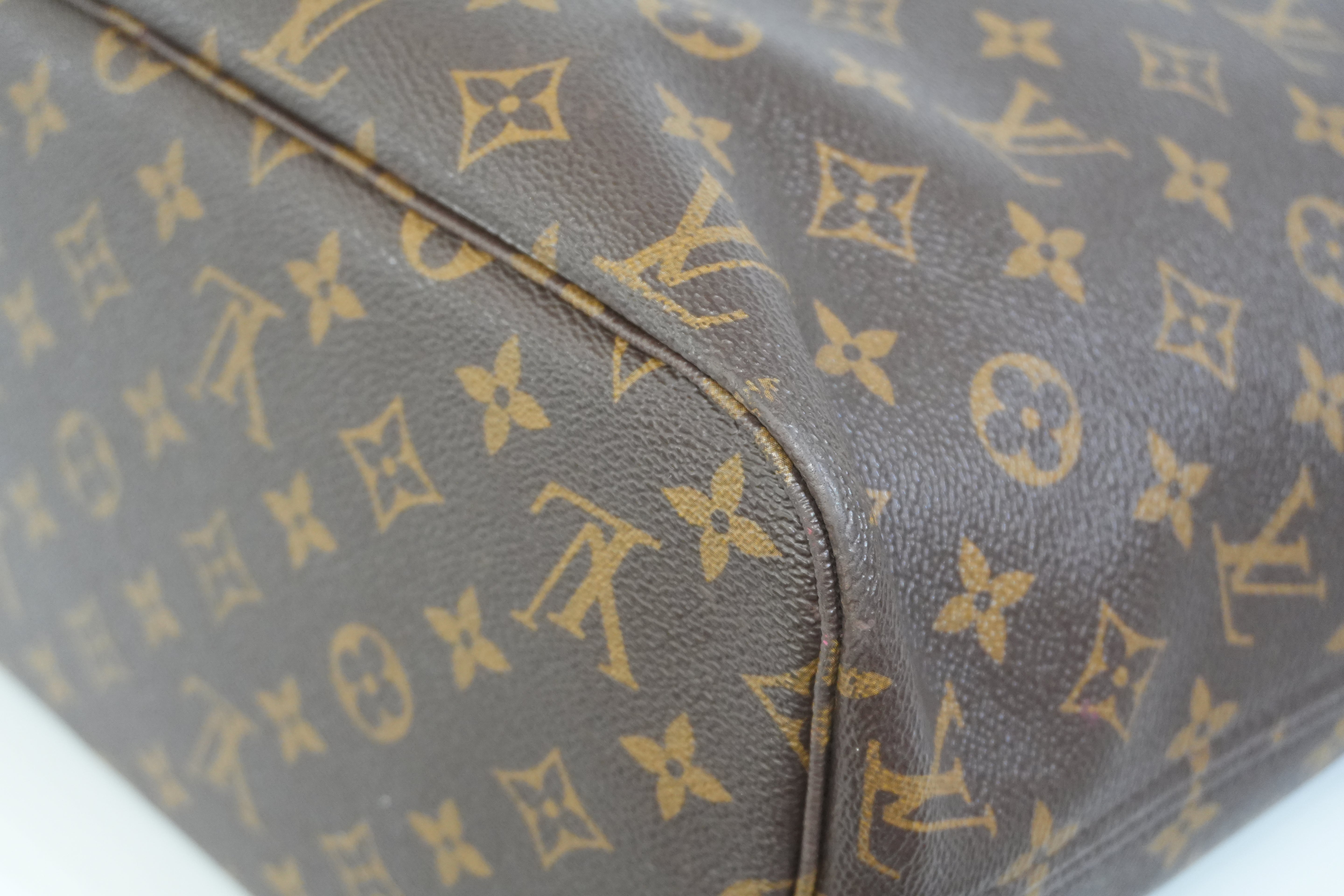Pre-owned Louis Vuitton Monogram Limited Edition Neverfull MM Articles DE Voyage