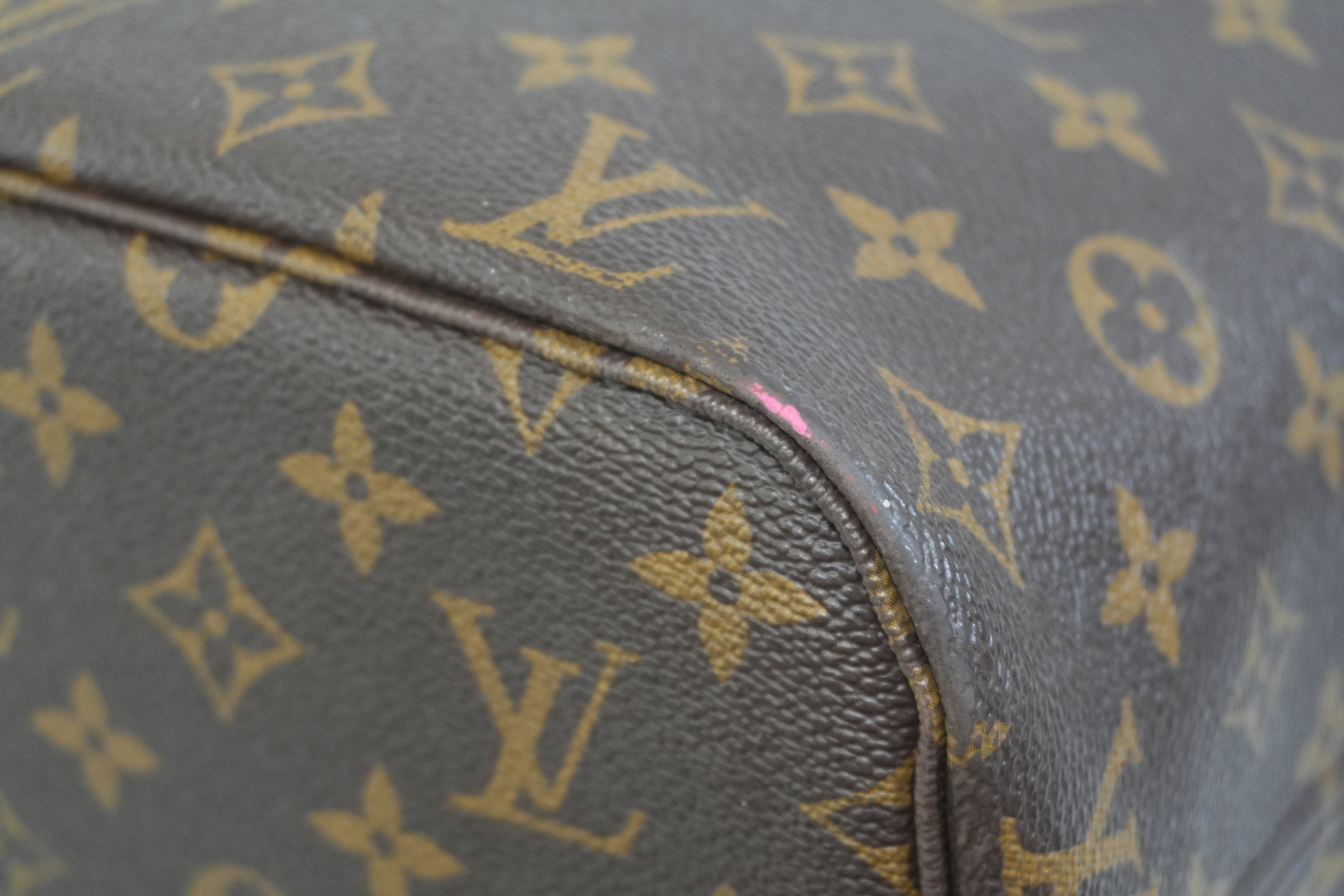 Pre-owned Louis Vuitton Monogram Limited Edition Neverfull MM Articles DE Voyage