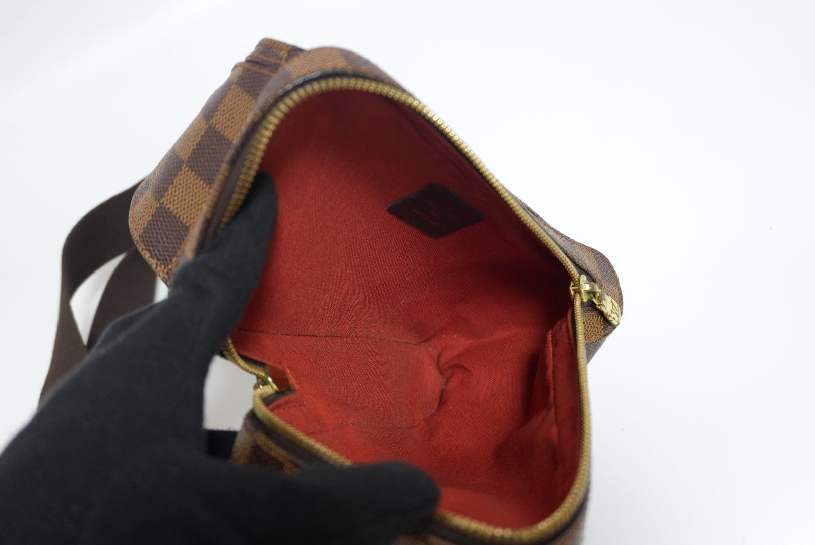 Louis Vuitton Geronimo Body Bag Used