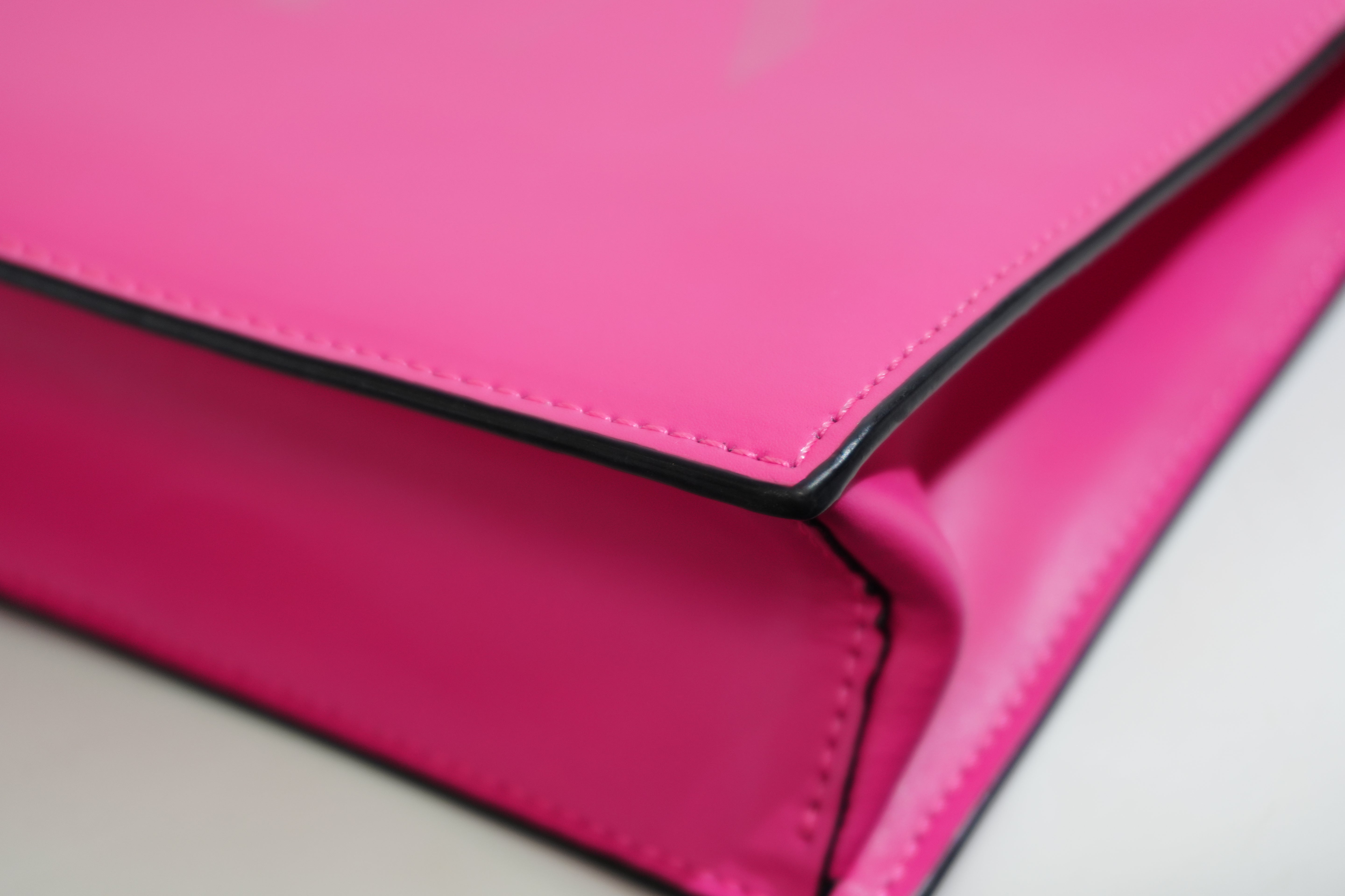Pre-owned Valentino Wrist Clutch Bag Pink