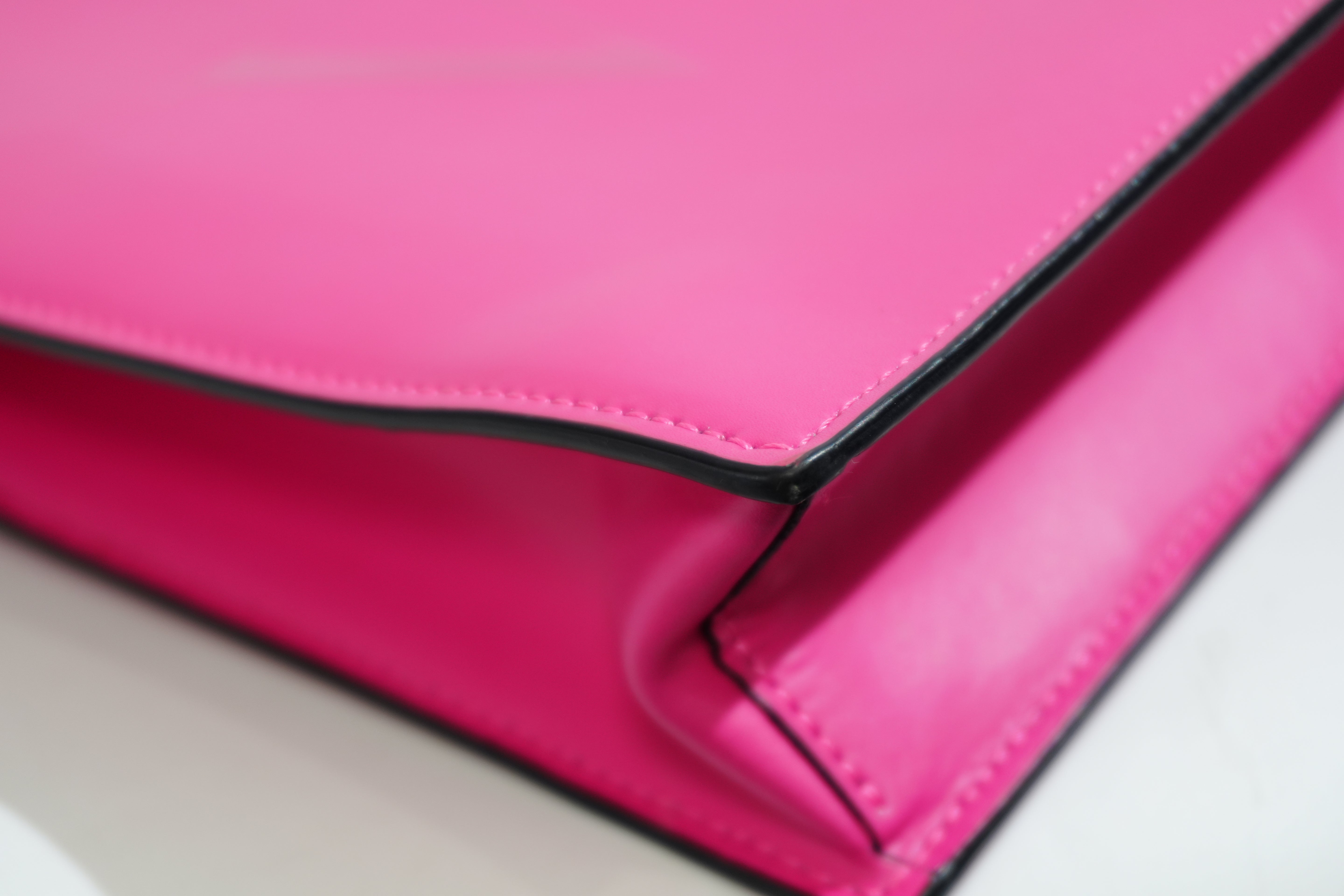Pre-owned Valentino Wrist Clutch Bag Pink