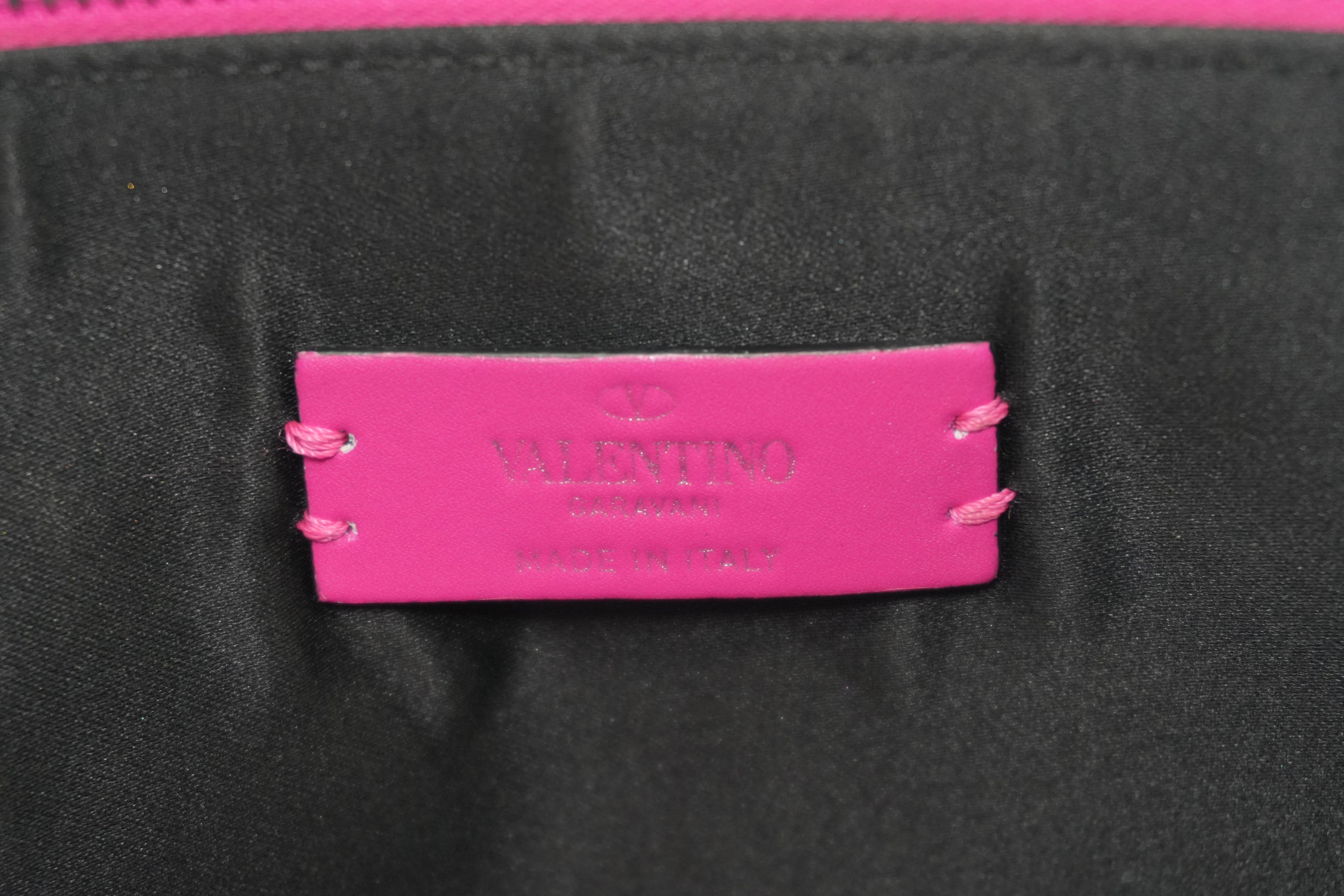 Pre-owned Valentino Wrist Clutch Bag Pink
