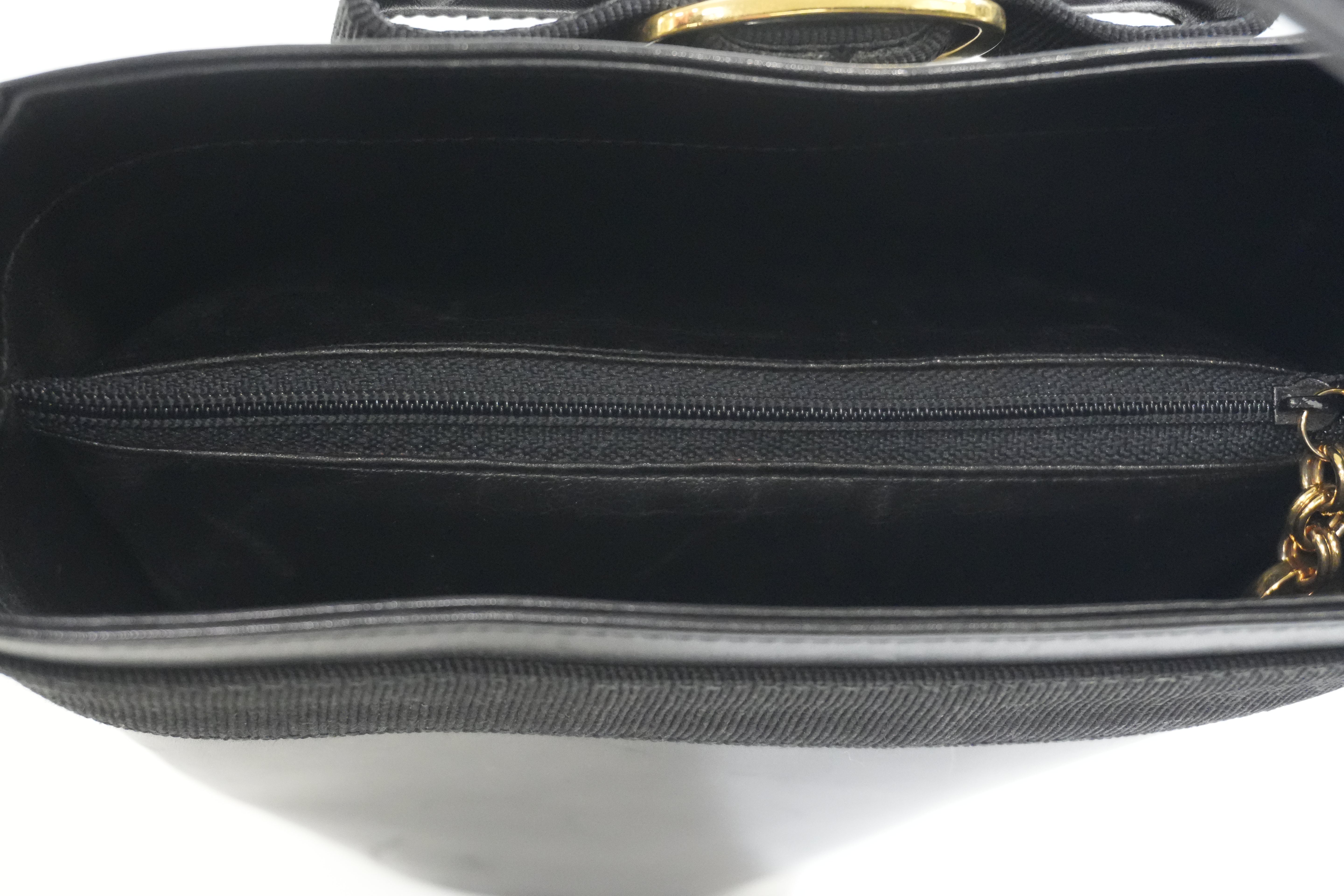 Pre-owned Ferragamo Mini Bucket Bag Black