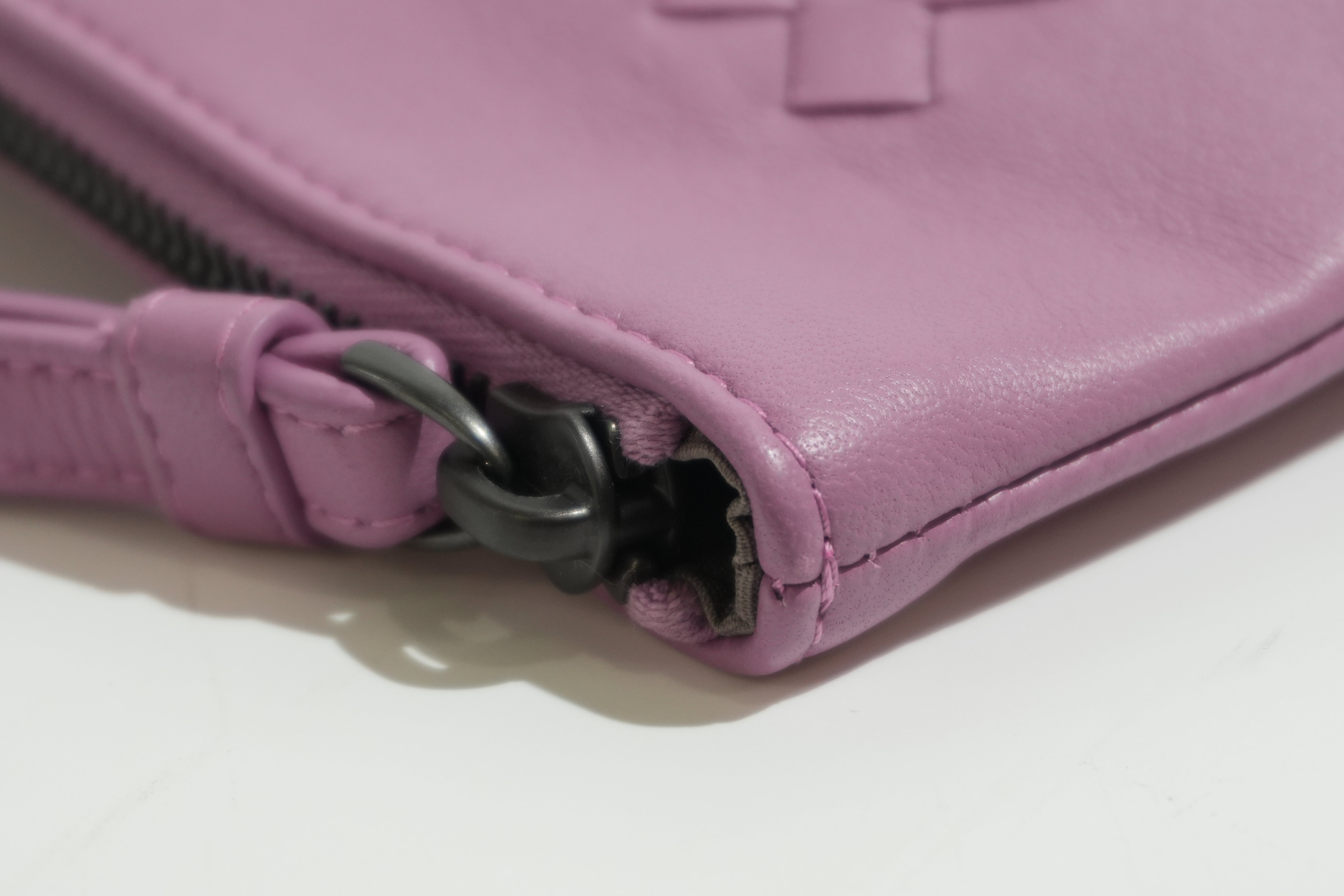 Pre-owned Bottega Intercciato Wrist Clutch Bag Purple
