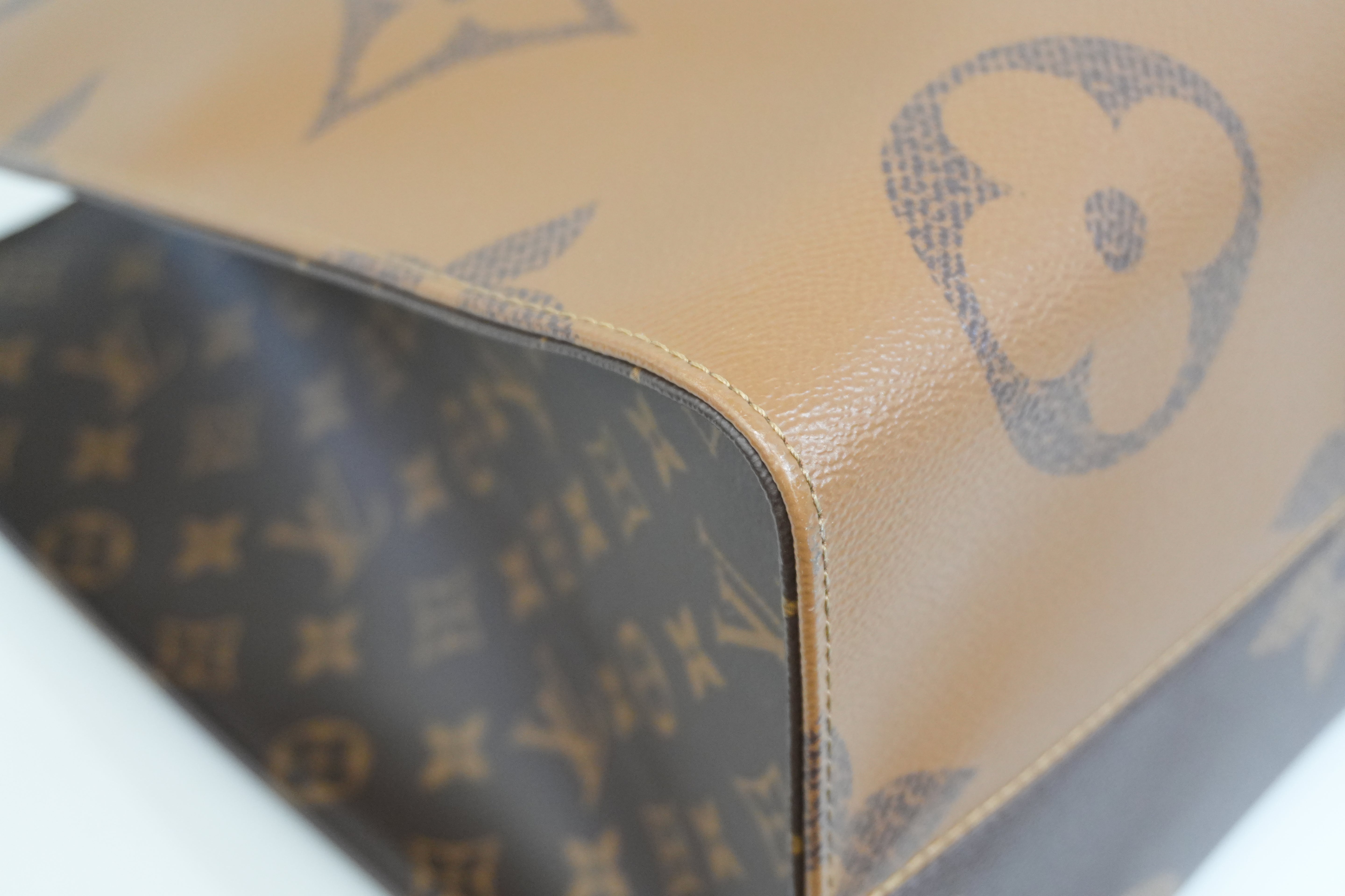 Pre-owned Louis Vuitton Reverse Monogram On the Go GM Tote Bag