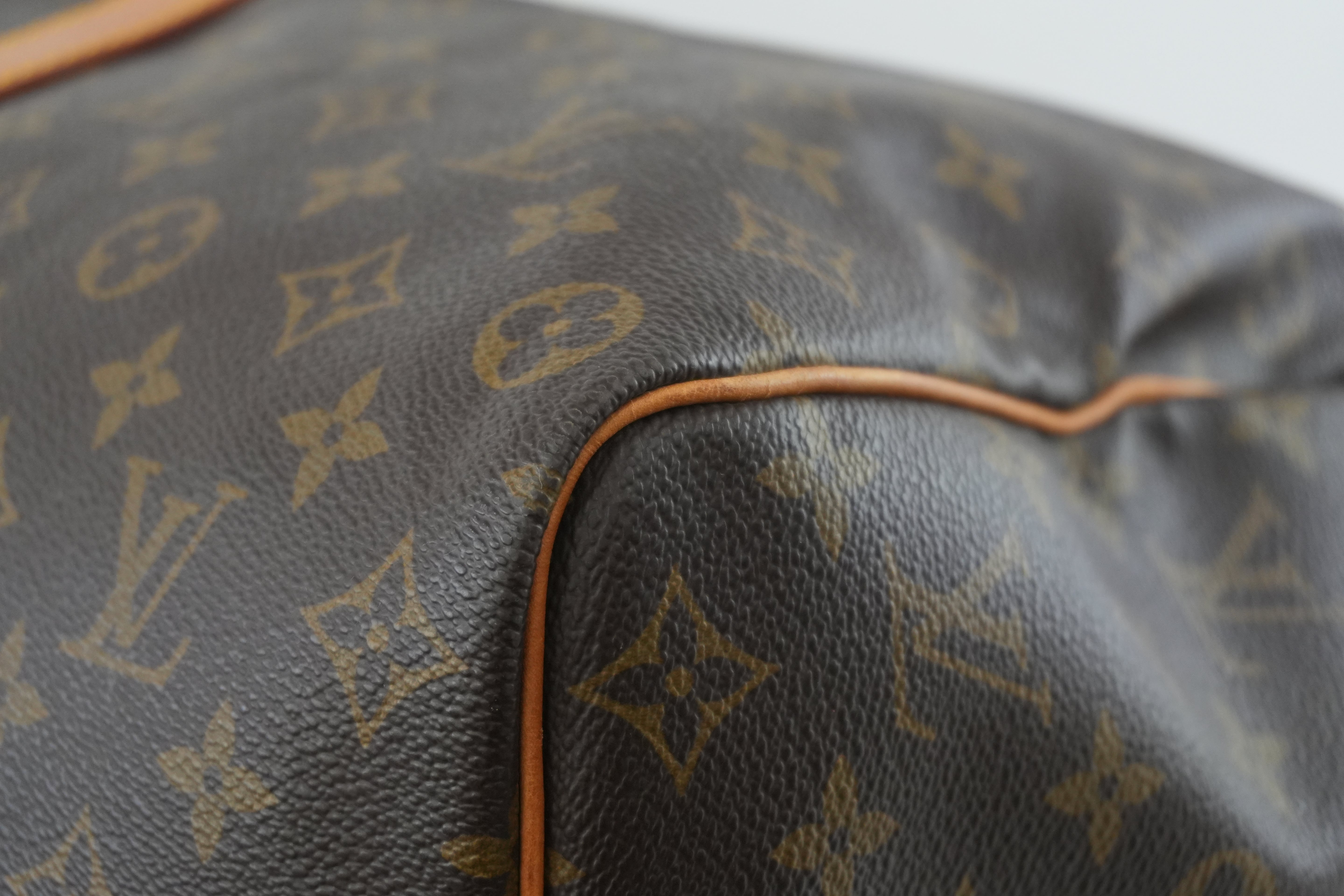 Pre-owned Louis Vuitton Monogram Keepall 50 Bandouliere