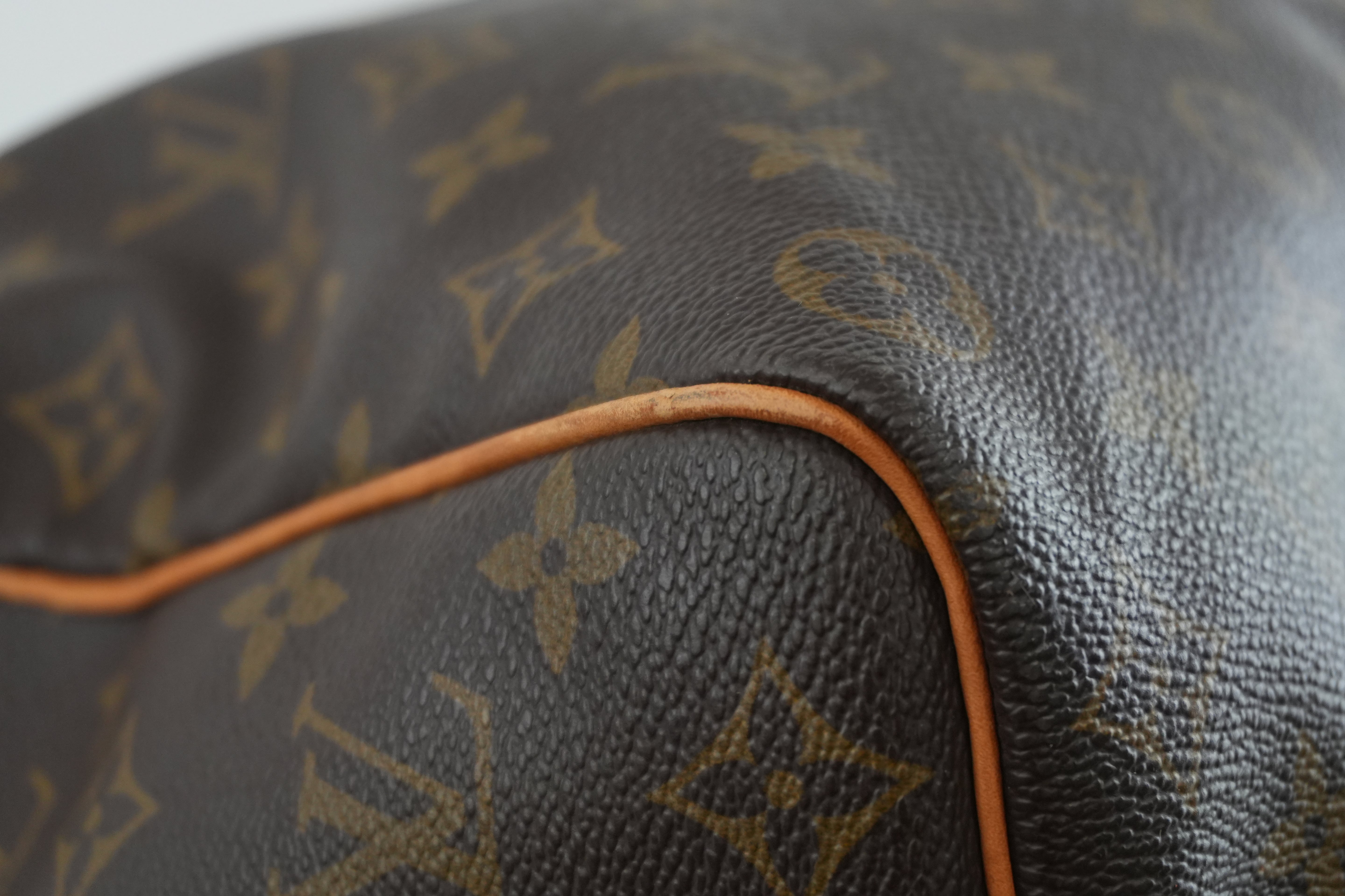 Pre-owned Louis Vuitton Monogram Keepall 50 Bandouliere