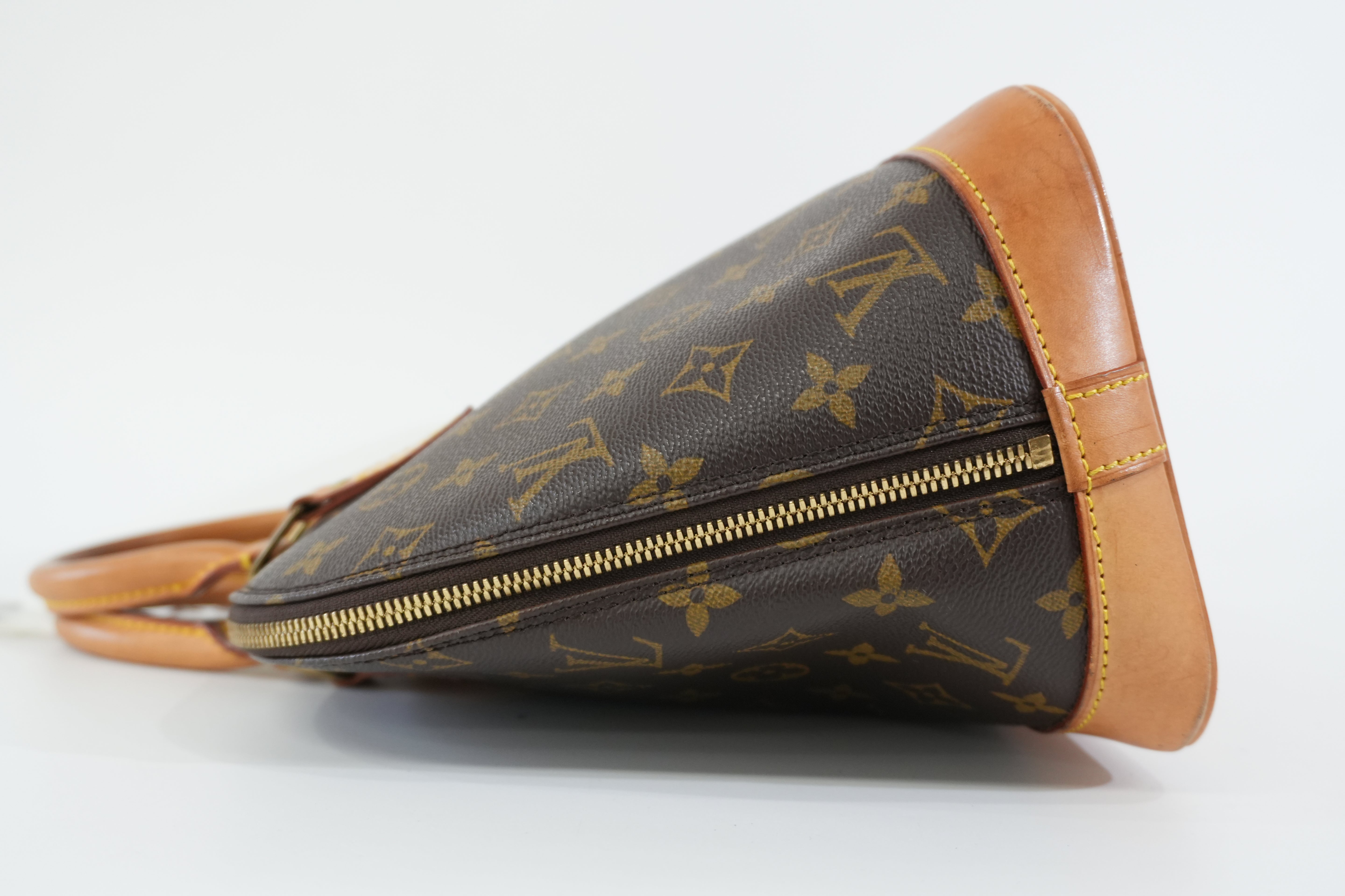 Pre-owned Louis Vuitton Monogram Alma PM Handbag