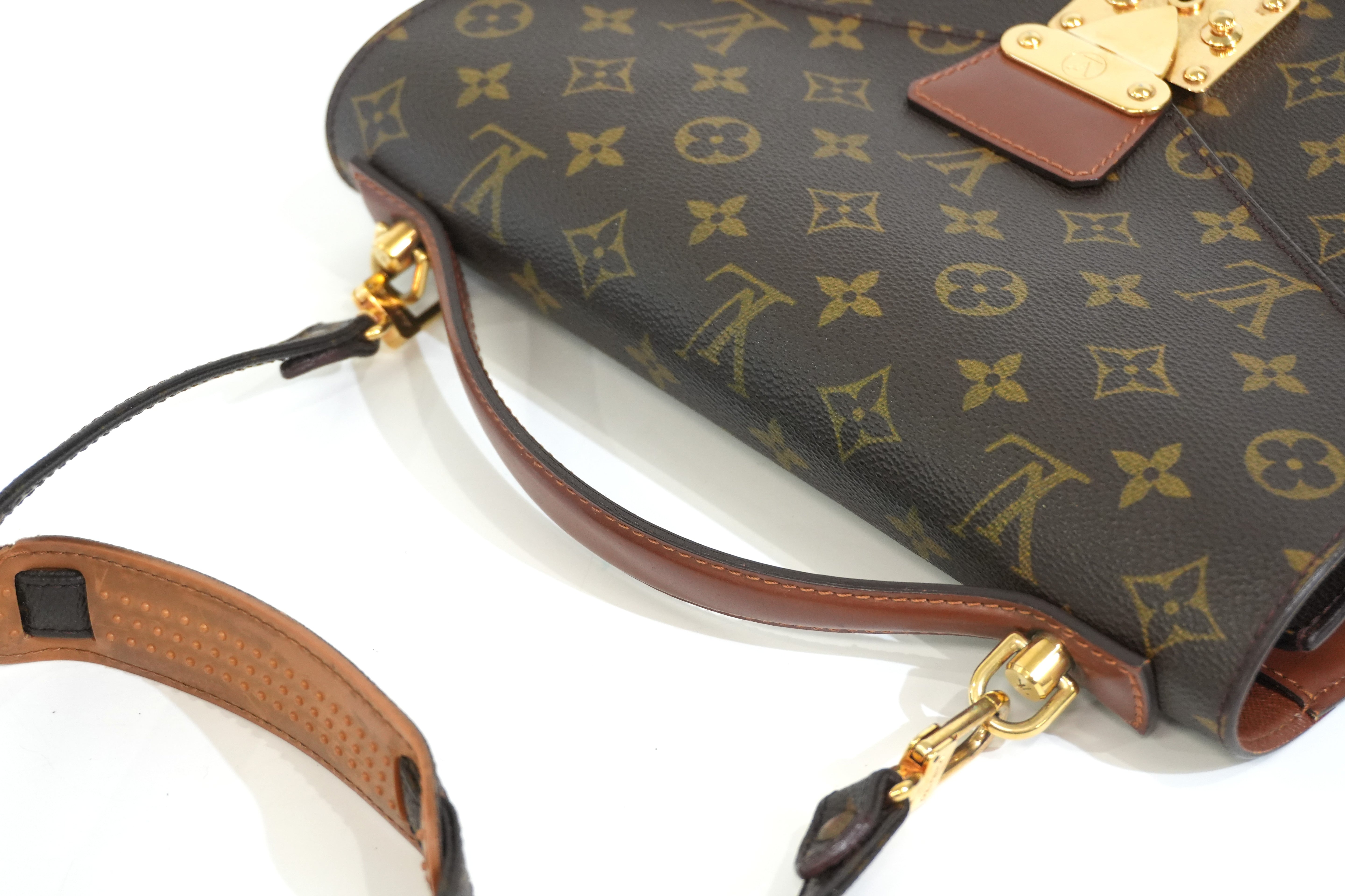 Pre-owned Louis Vuitton Monogram Monceau 28 Shoulder Bag