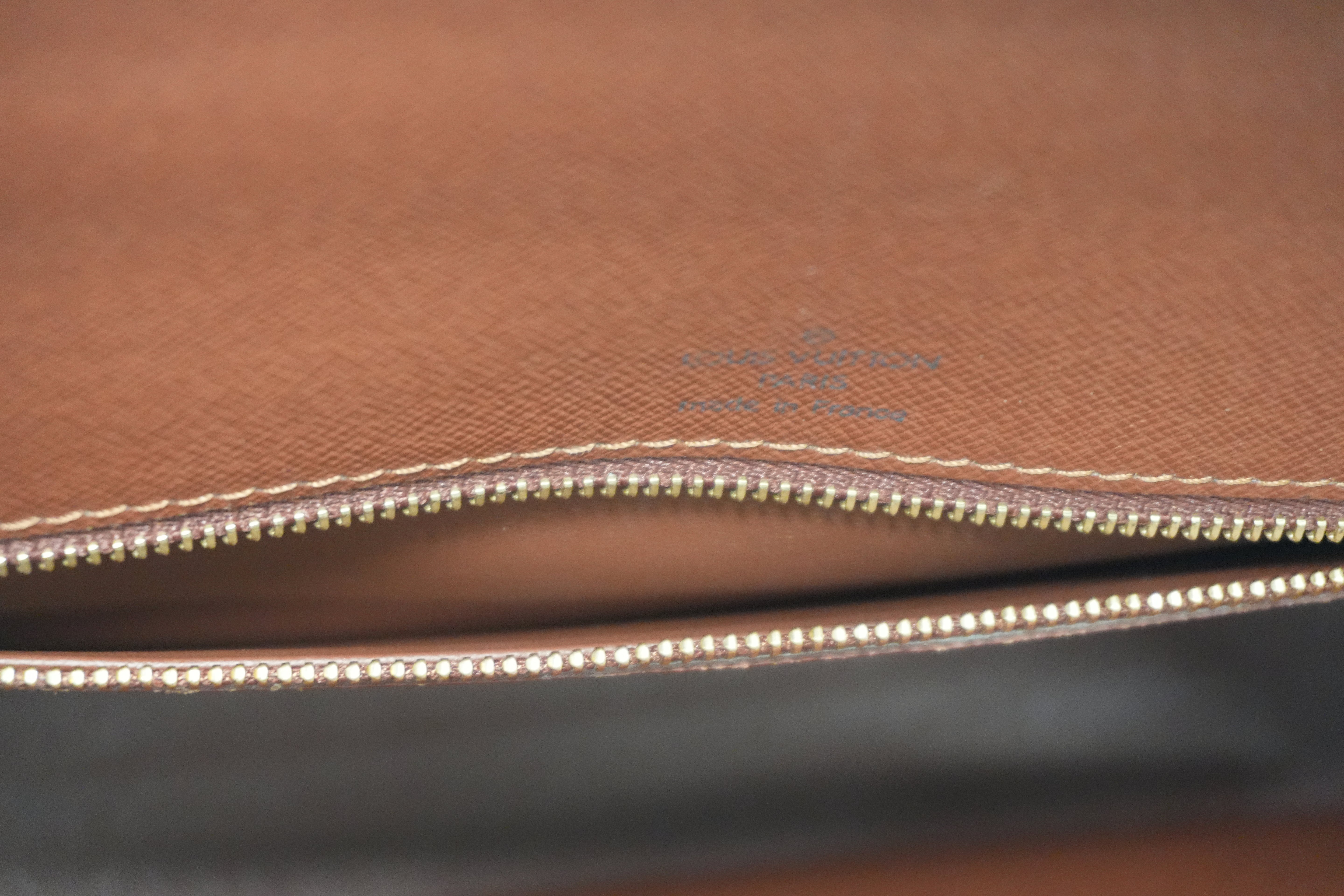 Pre-owned Louis Vuitton Monogram Monceau 28 Shoulder Bag