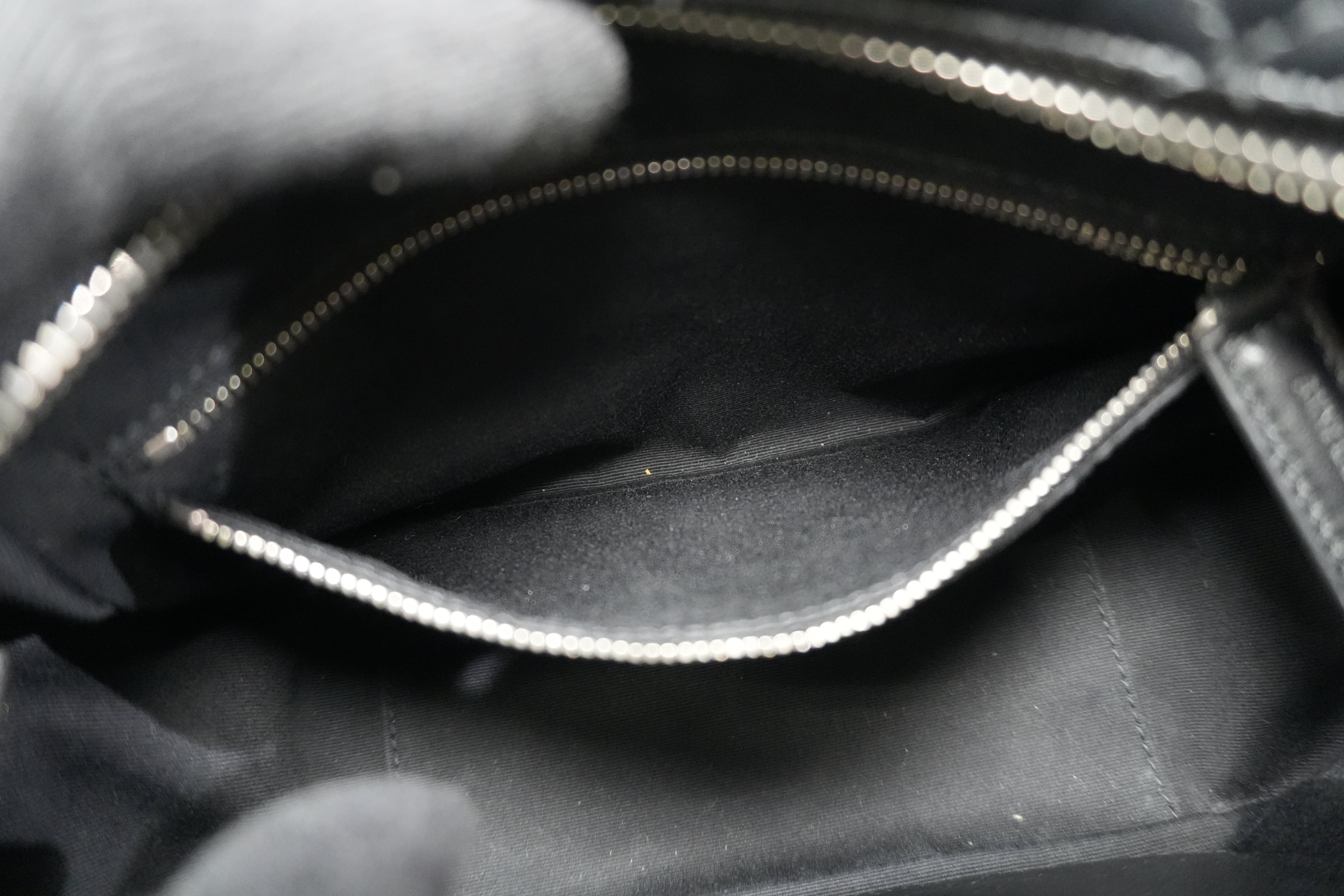 Pre-owned Saint Laurent Loulou Bowling Chain Shoulder Bag Black