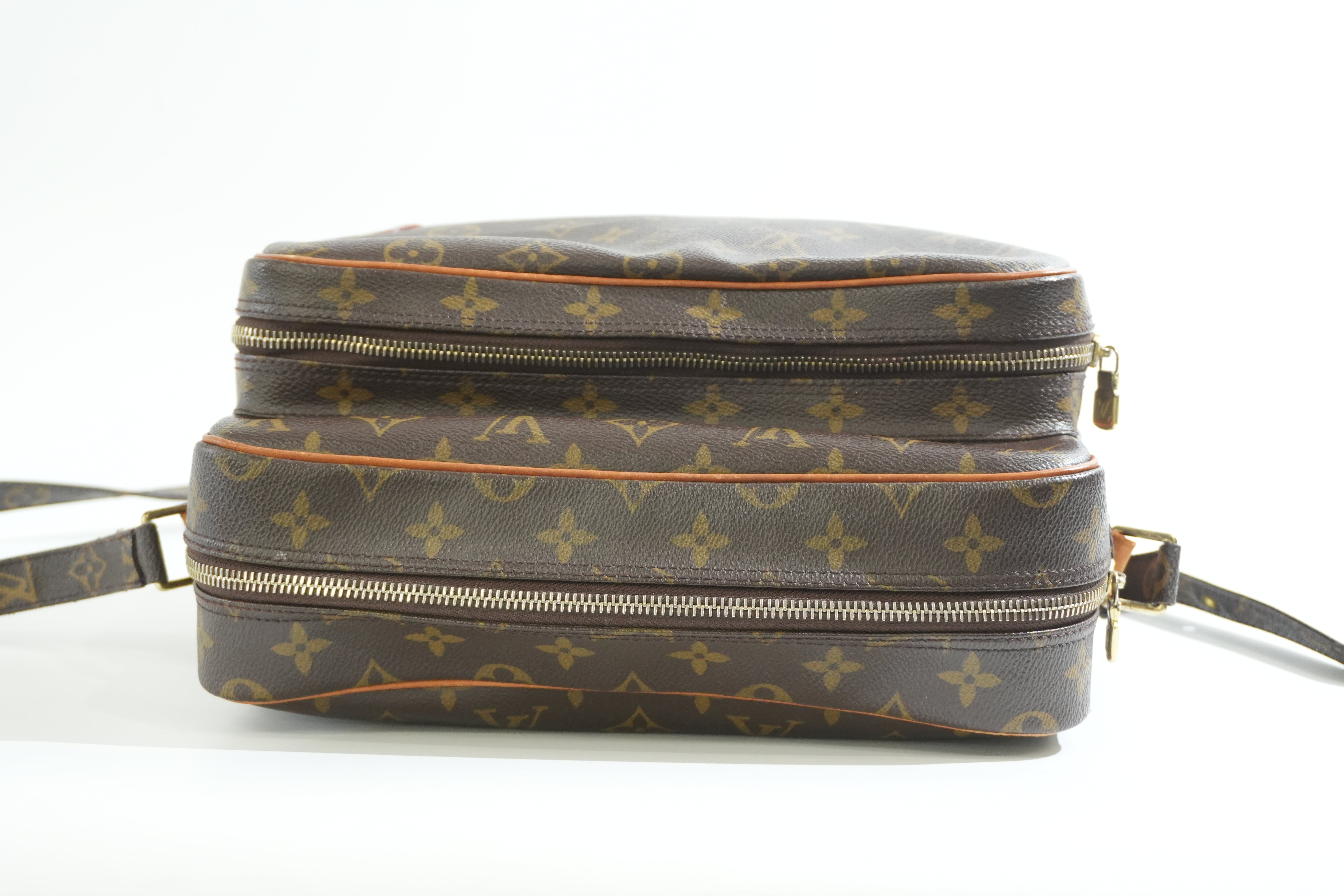 Pre-owned Louis Vuitton Monogram Nile Crossbody Bag