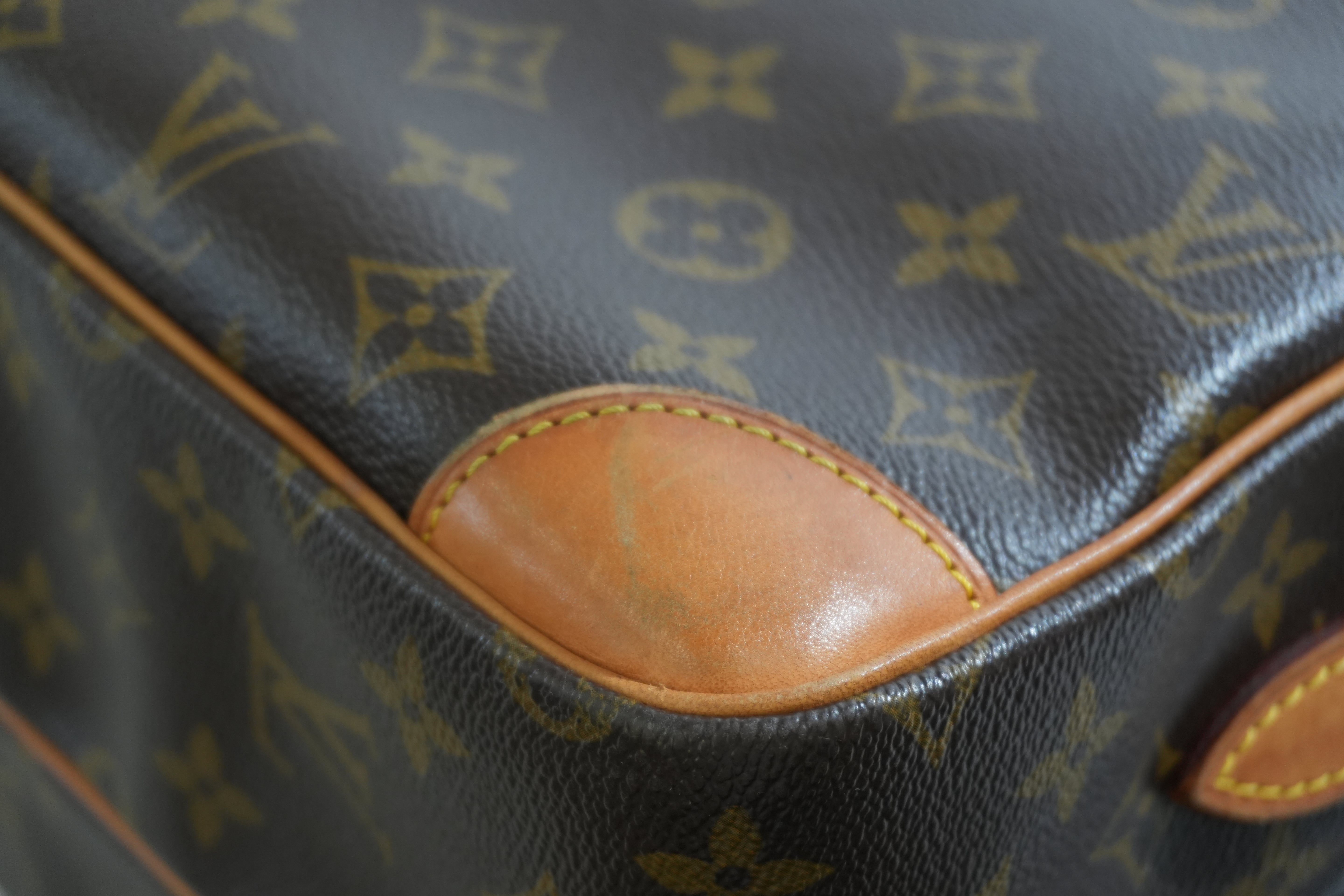 Pre-owned Louis Vuitton Monogram Nile Crossbody Bag