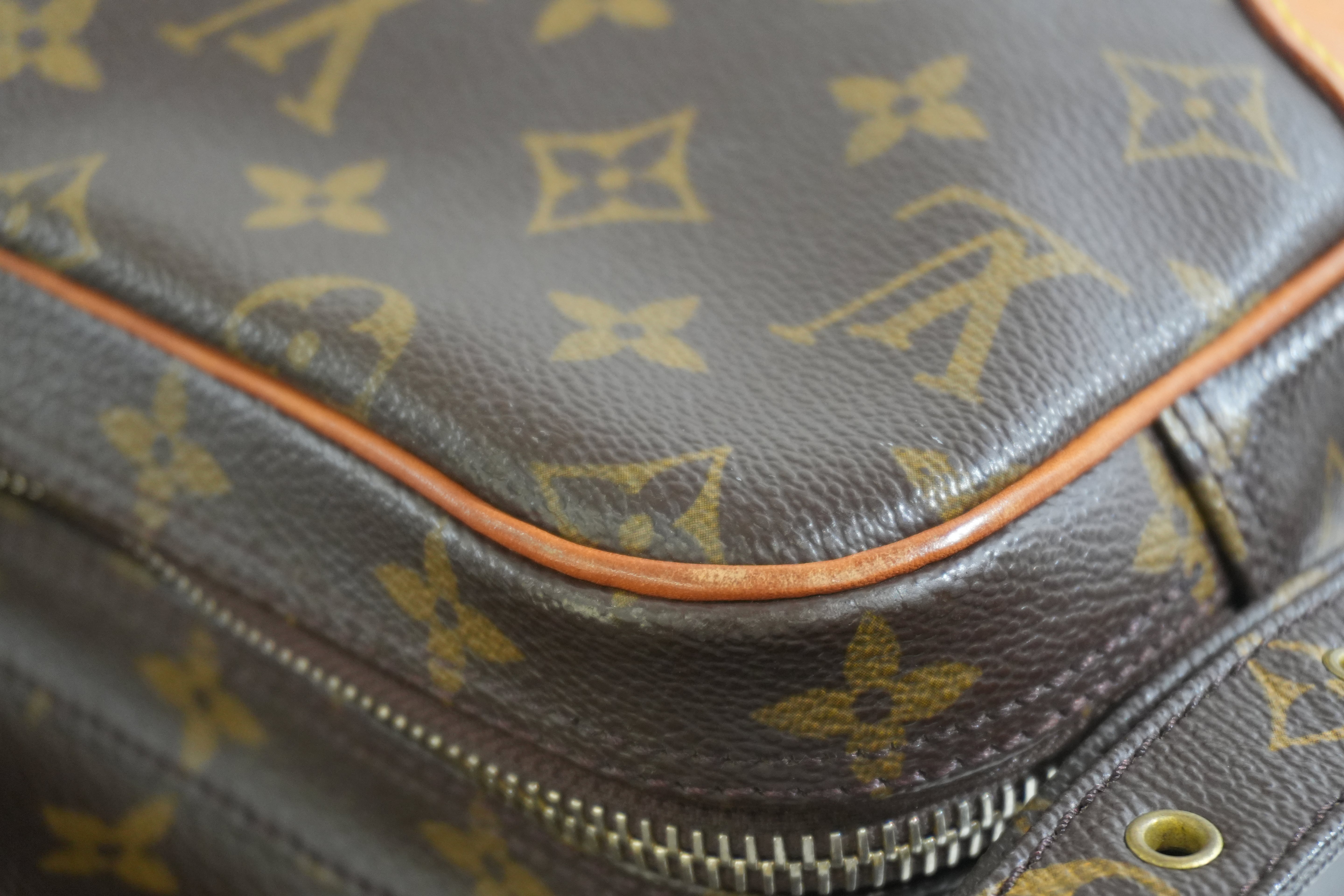 Pre-owned Louis Vuitton Monogram Nile Crossbody Bag