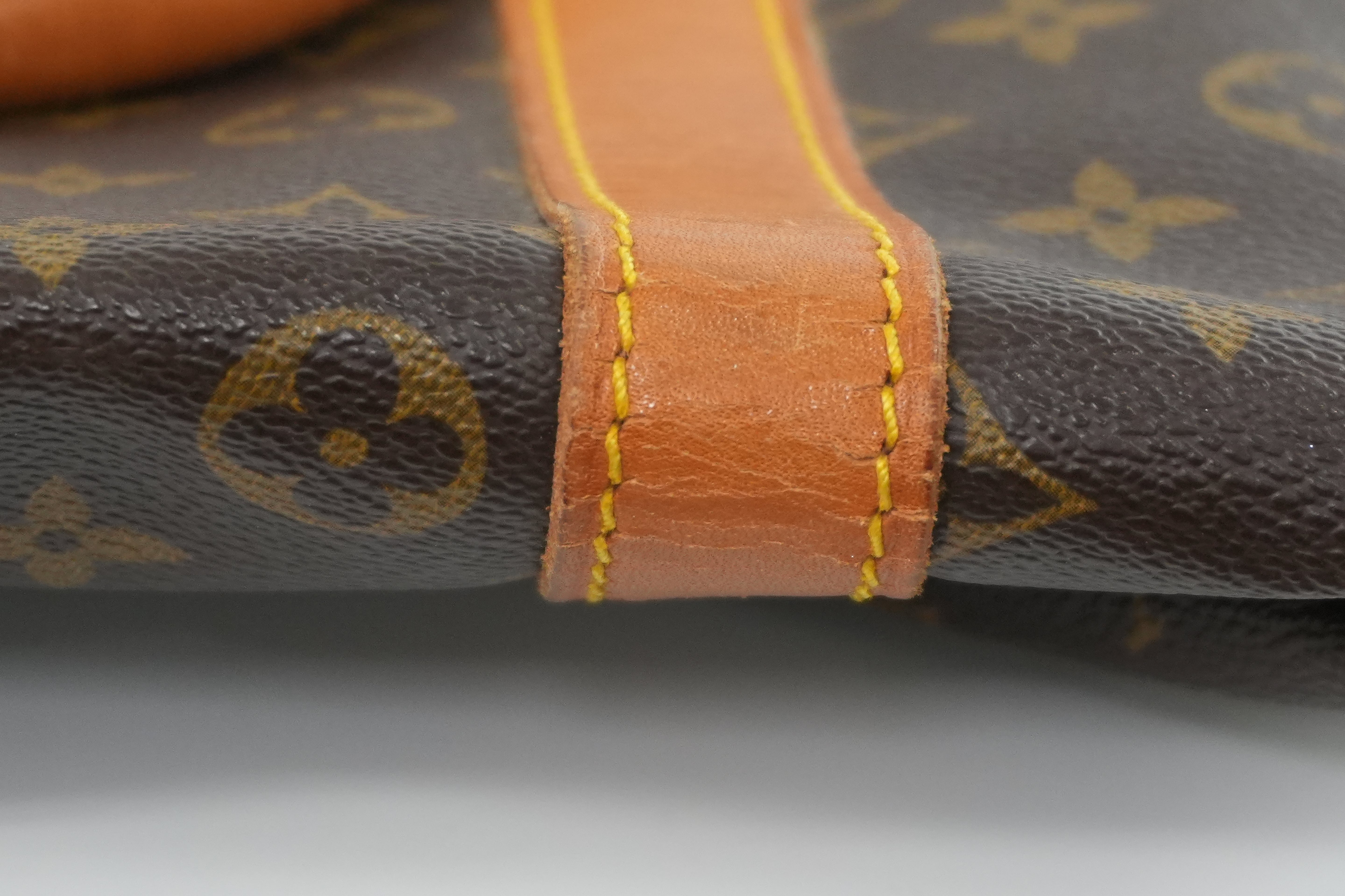 Louis Vuitton Monogram Keepall 55 Bandouliere Used