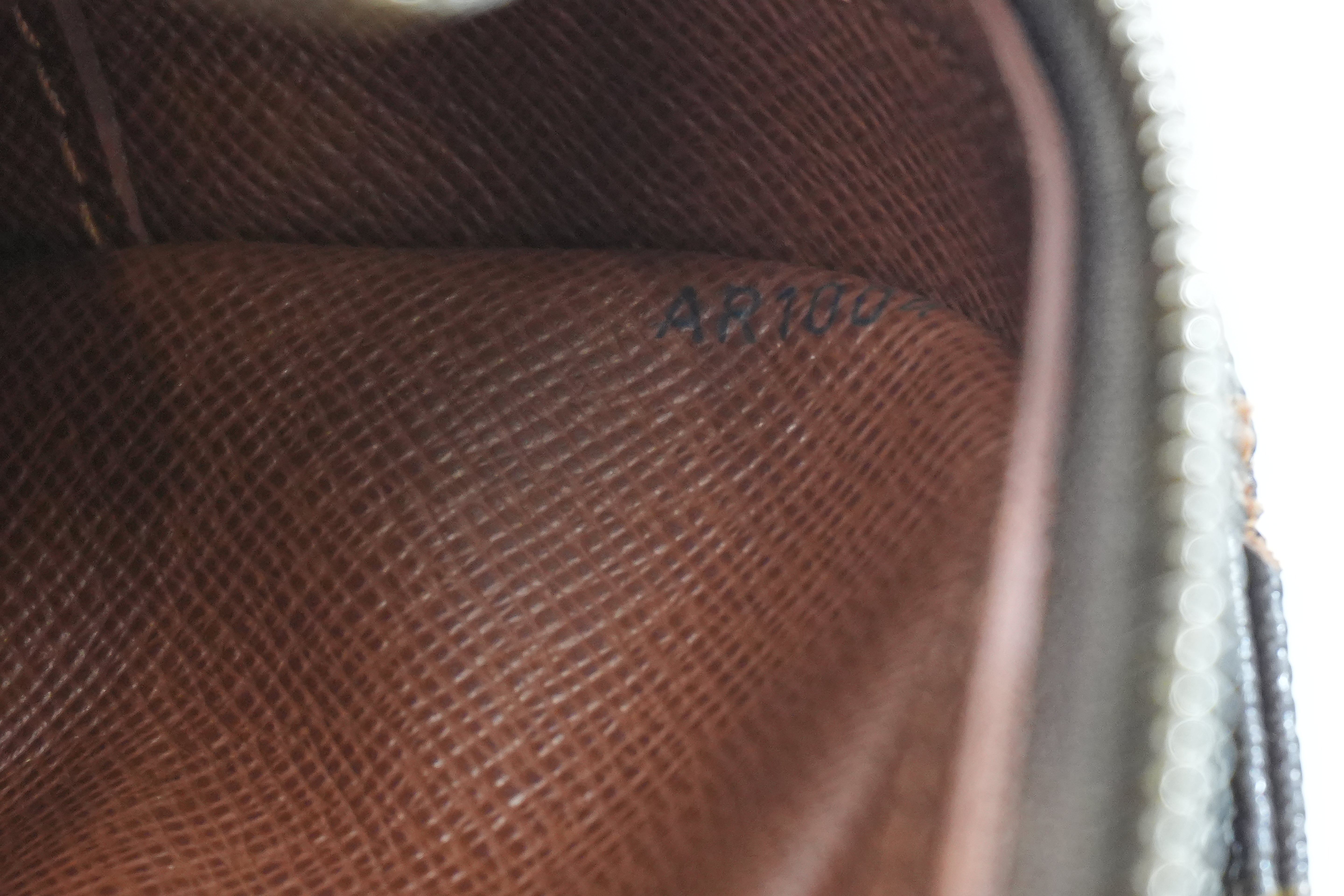 Pre-owned Louis Vuitton Monogram Nile Crossbody Bag