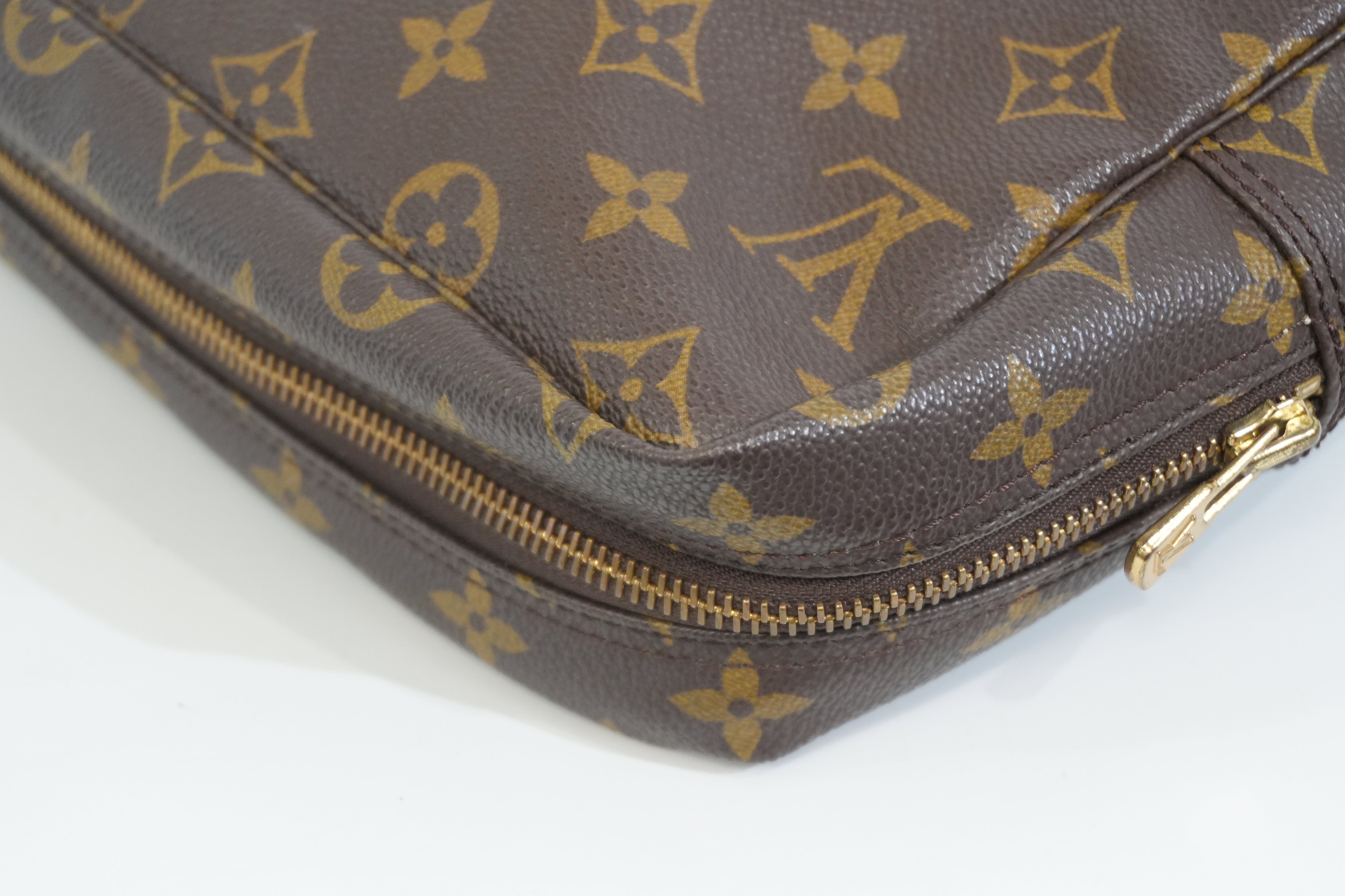 Pre-owned Louis Vuitton Monogram Trousse 28 Pouch