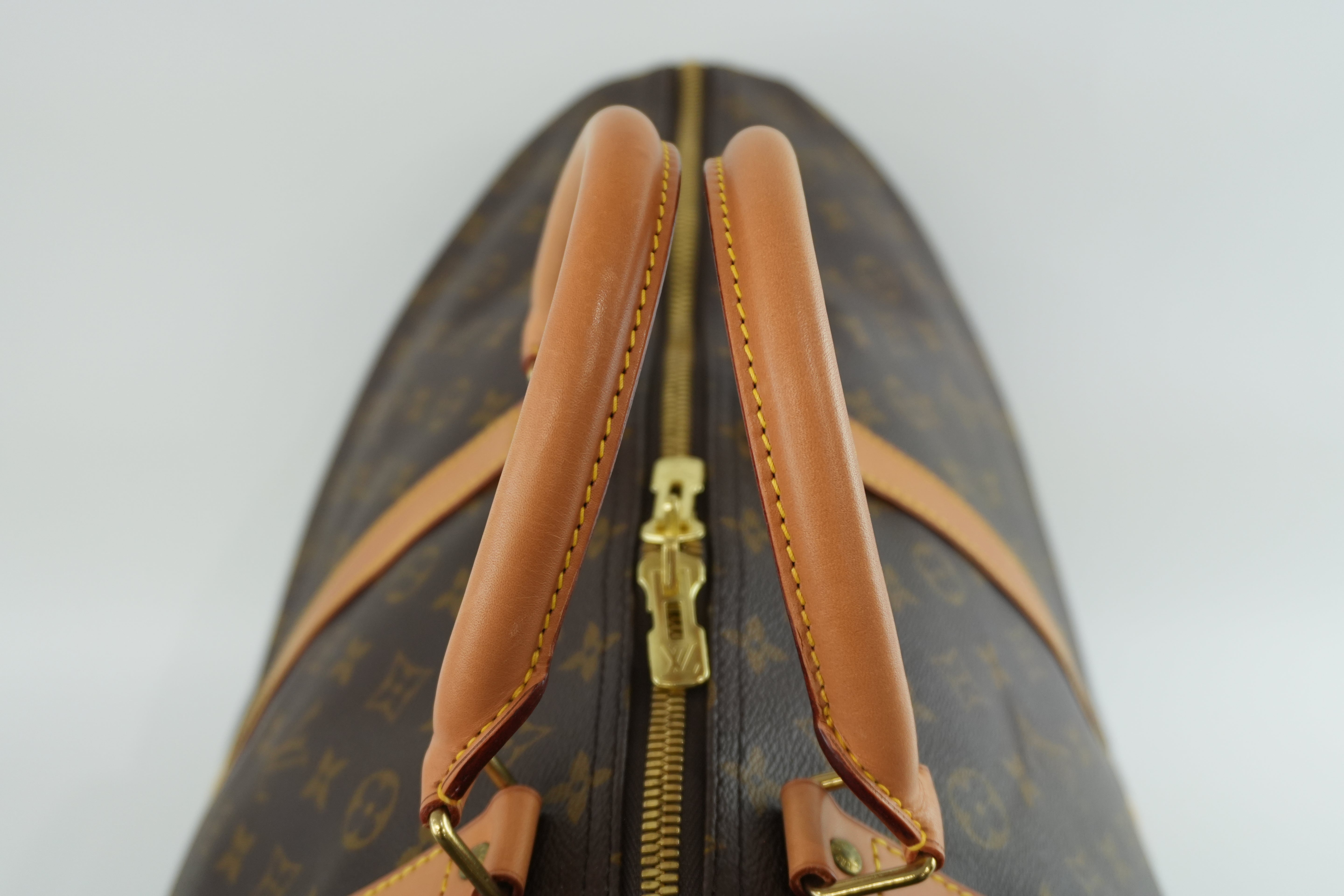 Pre-owned Louis Vuitton Monogram Keepall 60 Duffle Bag