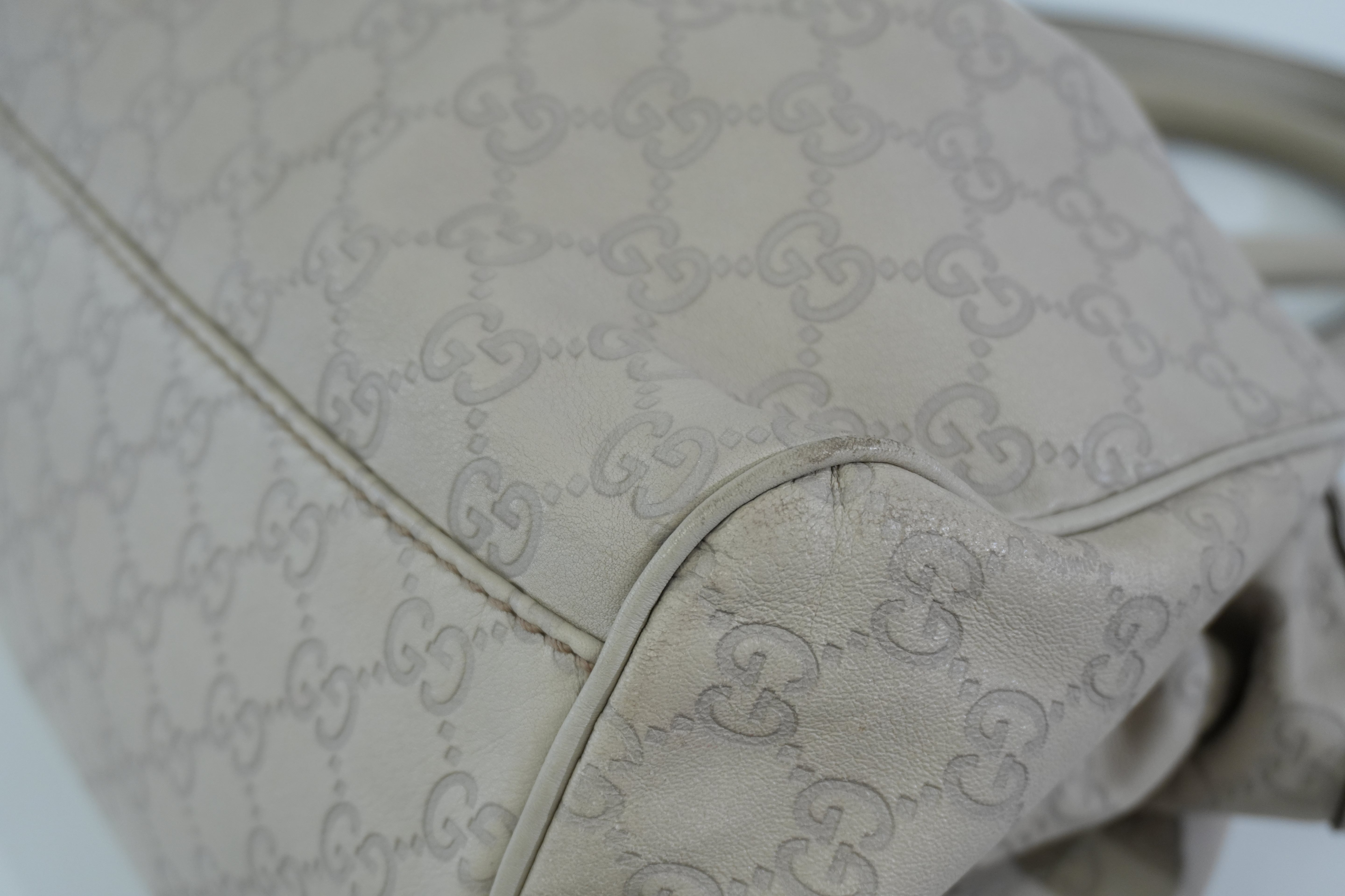 Pre-owned Gucci Two Way Sukey Shoulder Bag Ivory