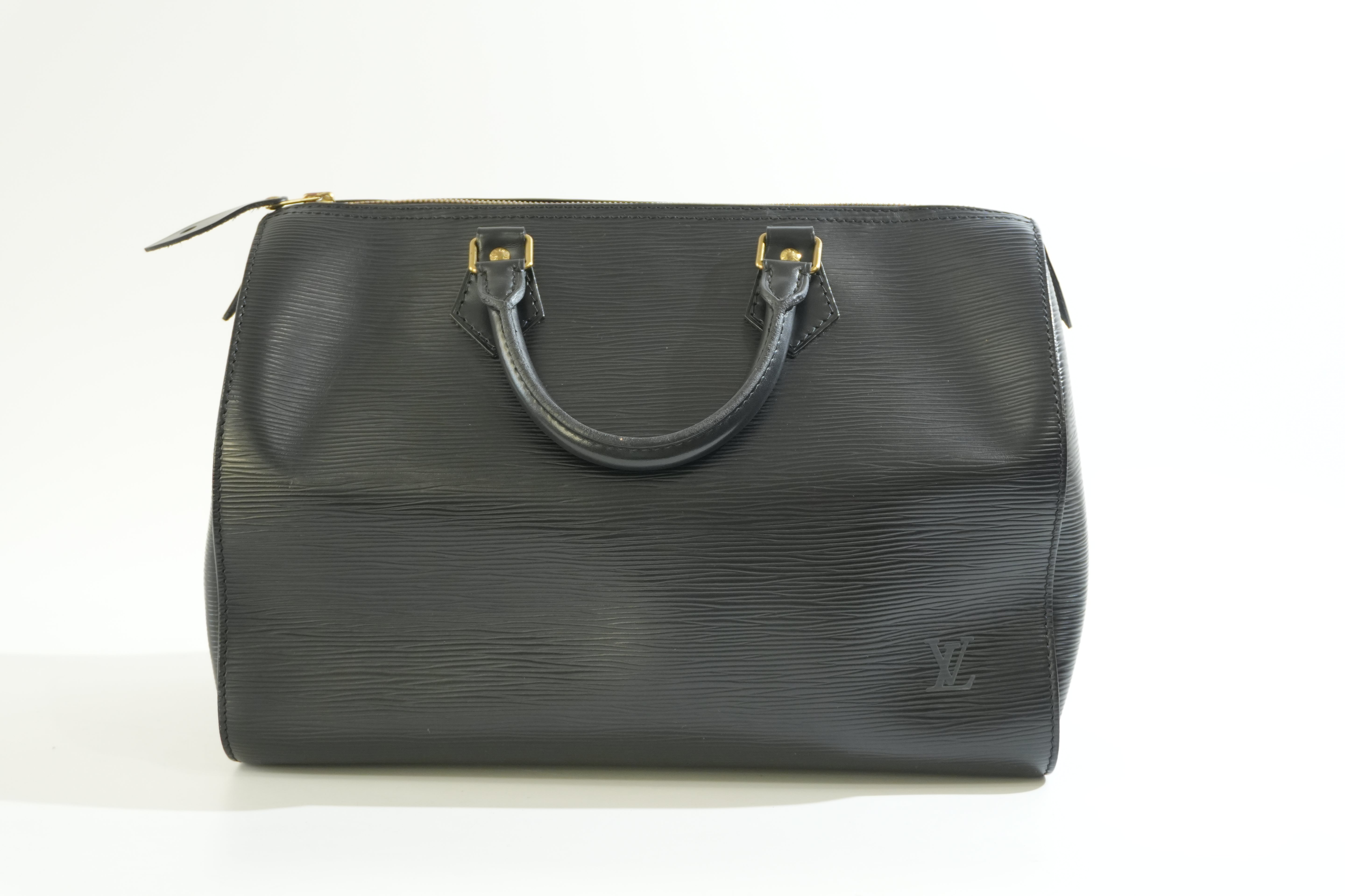 Pre-owned Louis Vuitton Epi Speedy 30 Handbag Black