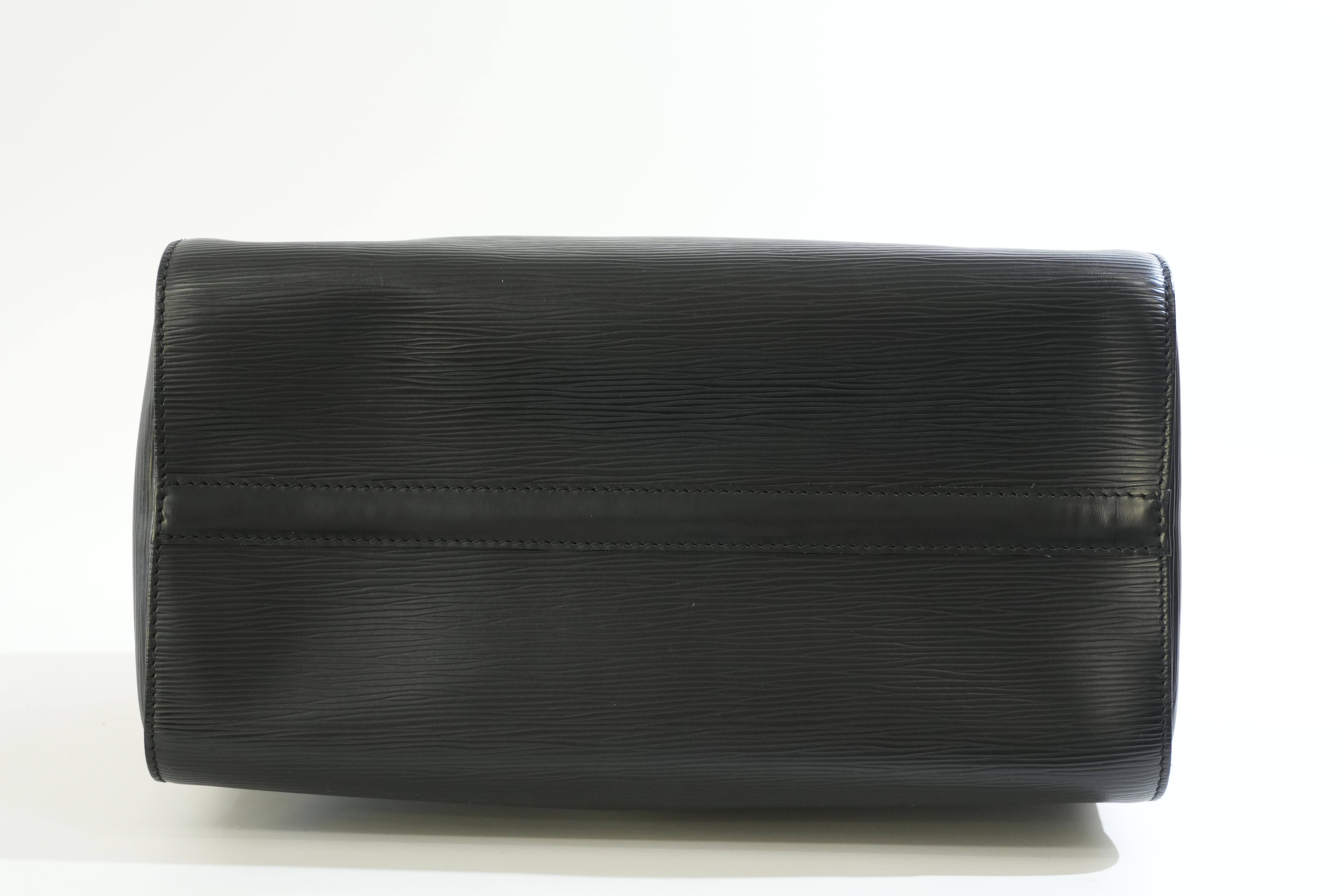 Pre-owned Louis Vuitton Epi Speedy 30 Handbag Black