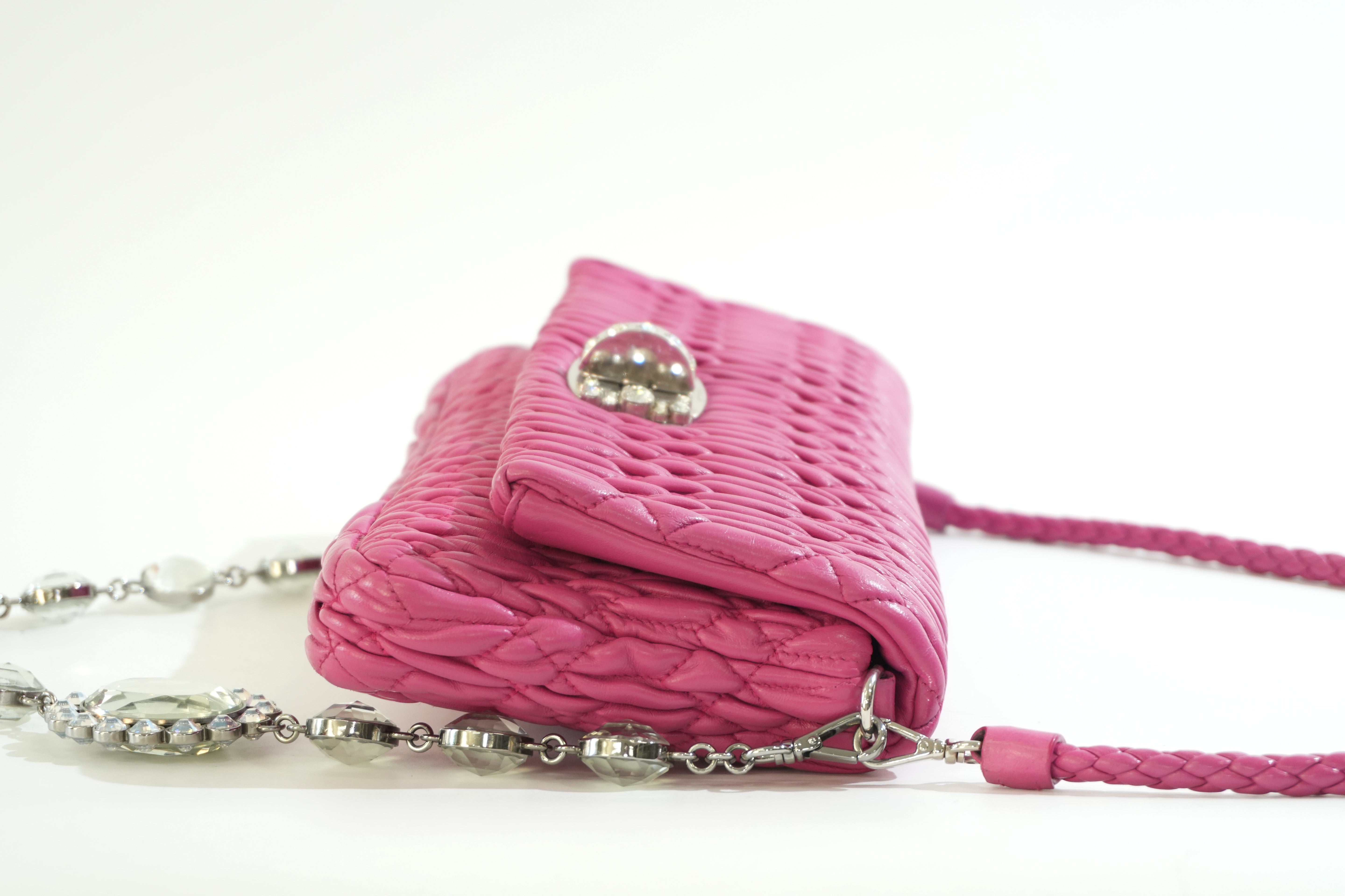Pre-owned Miu Miu Metelasse Shoulder Bag Pink