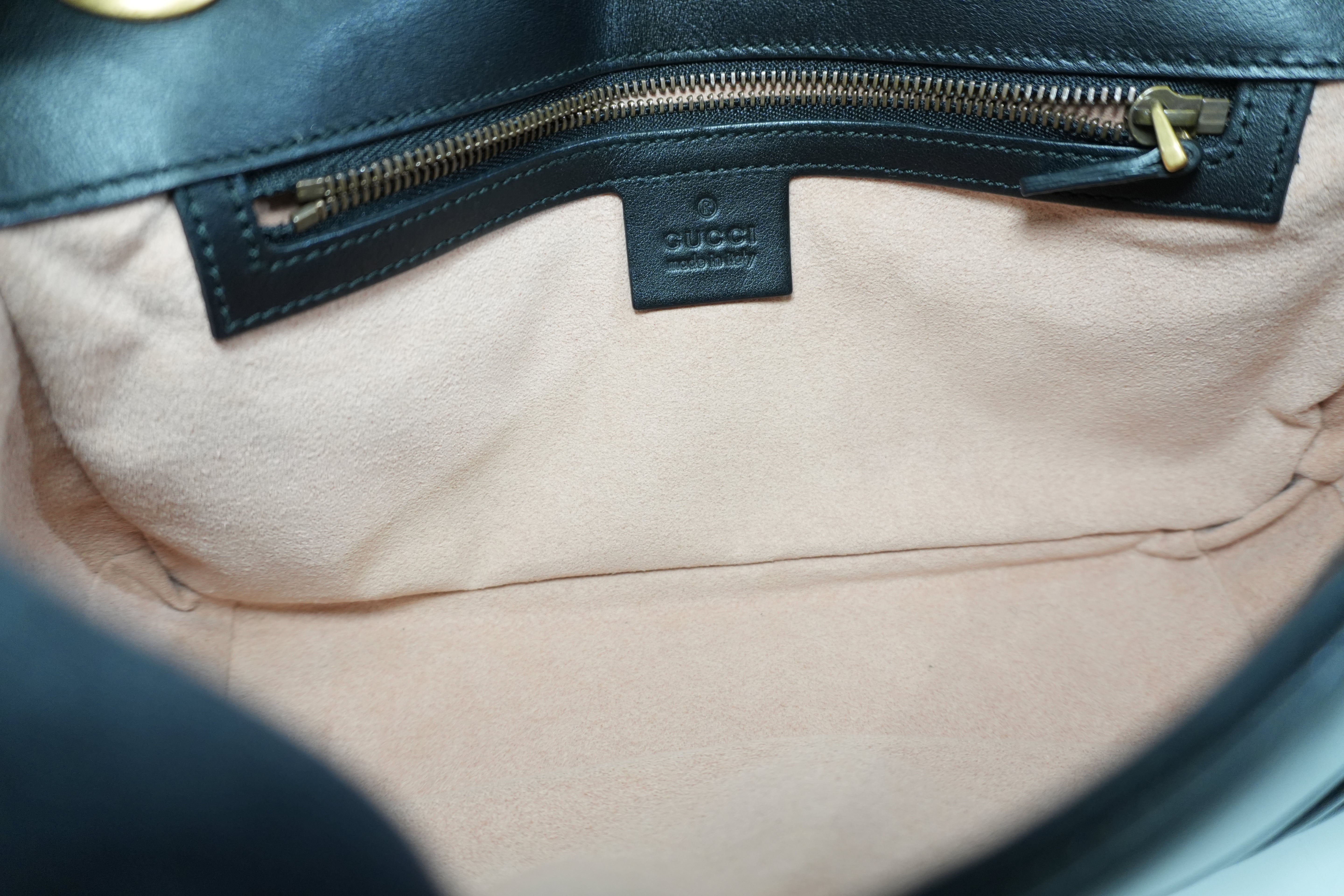 Pre-owned Gucci Marmont Shoulder Bag Black