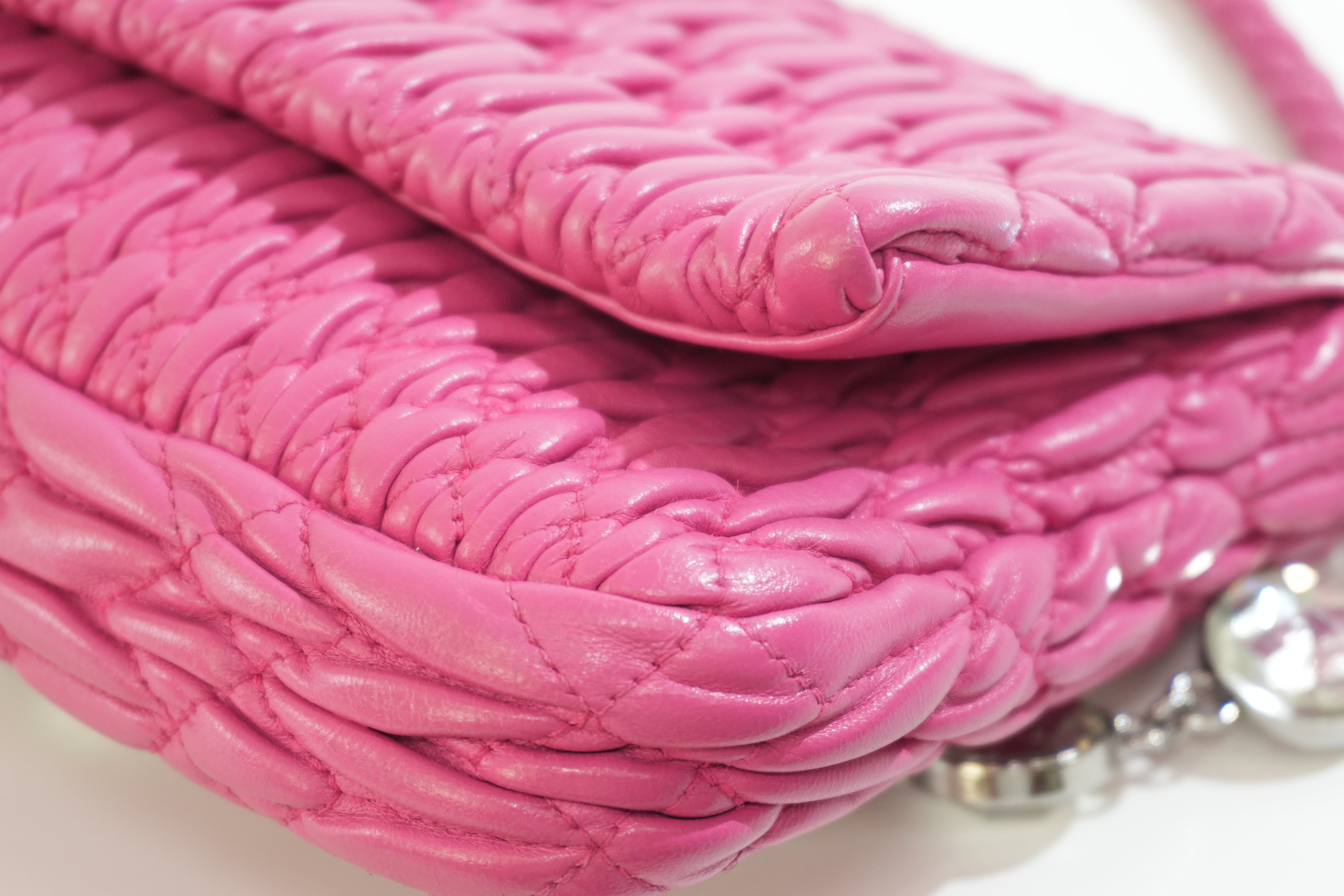 Pre-owned Miu Miu Metelasse Shoulder Bag Pink