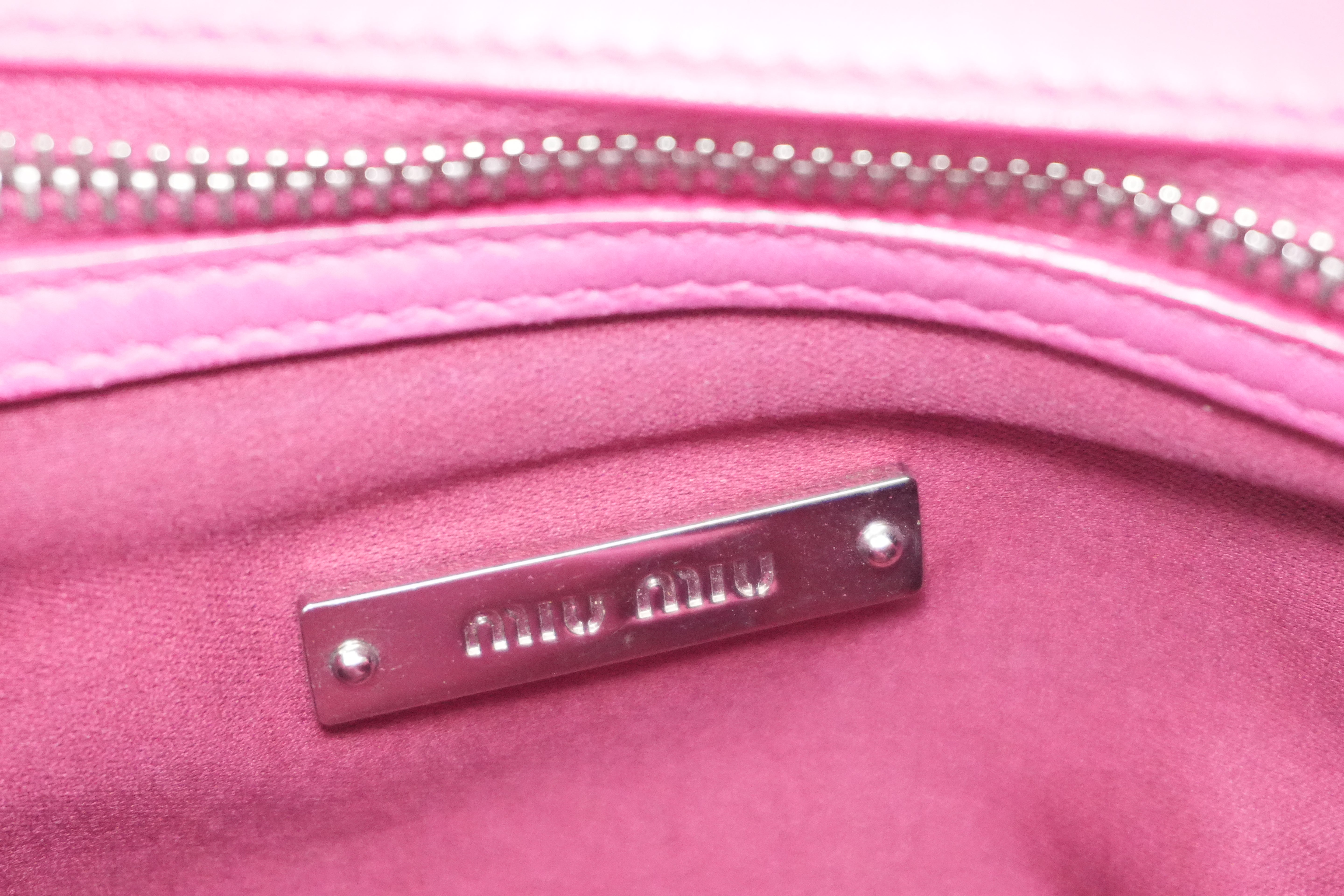Pre-owned Miu Miu Metelasse Shoulder Bag Pink