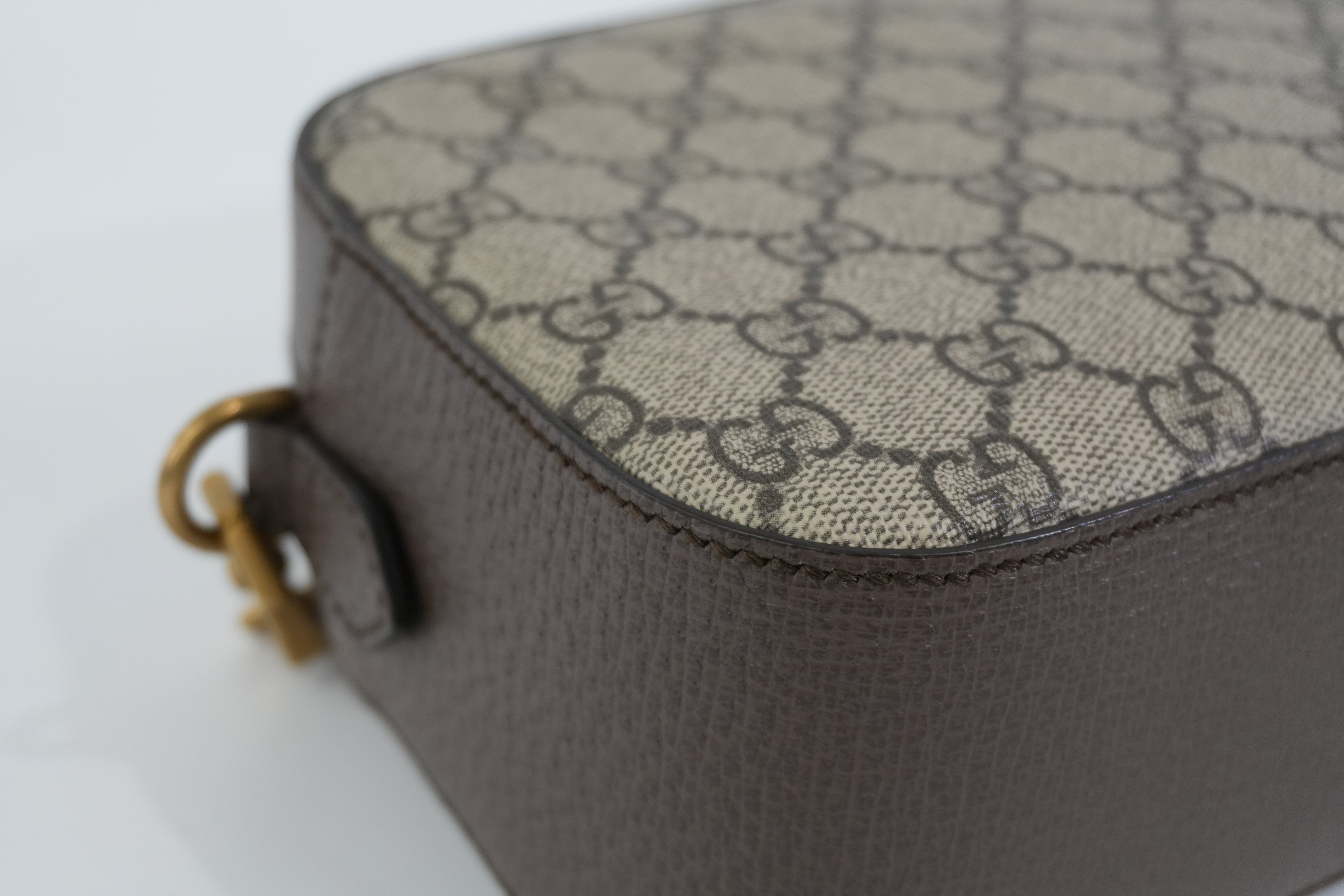 Pre-owned Gucci Neo Supreme Shoulder Bag Brown