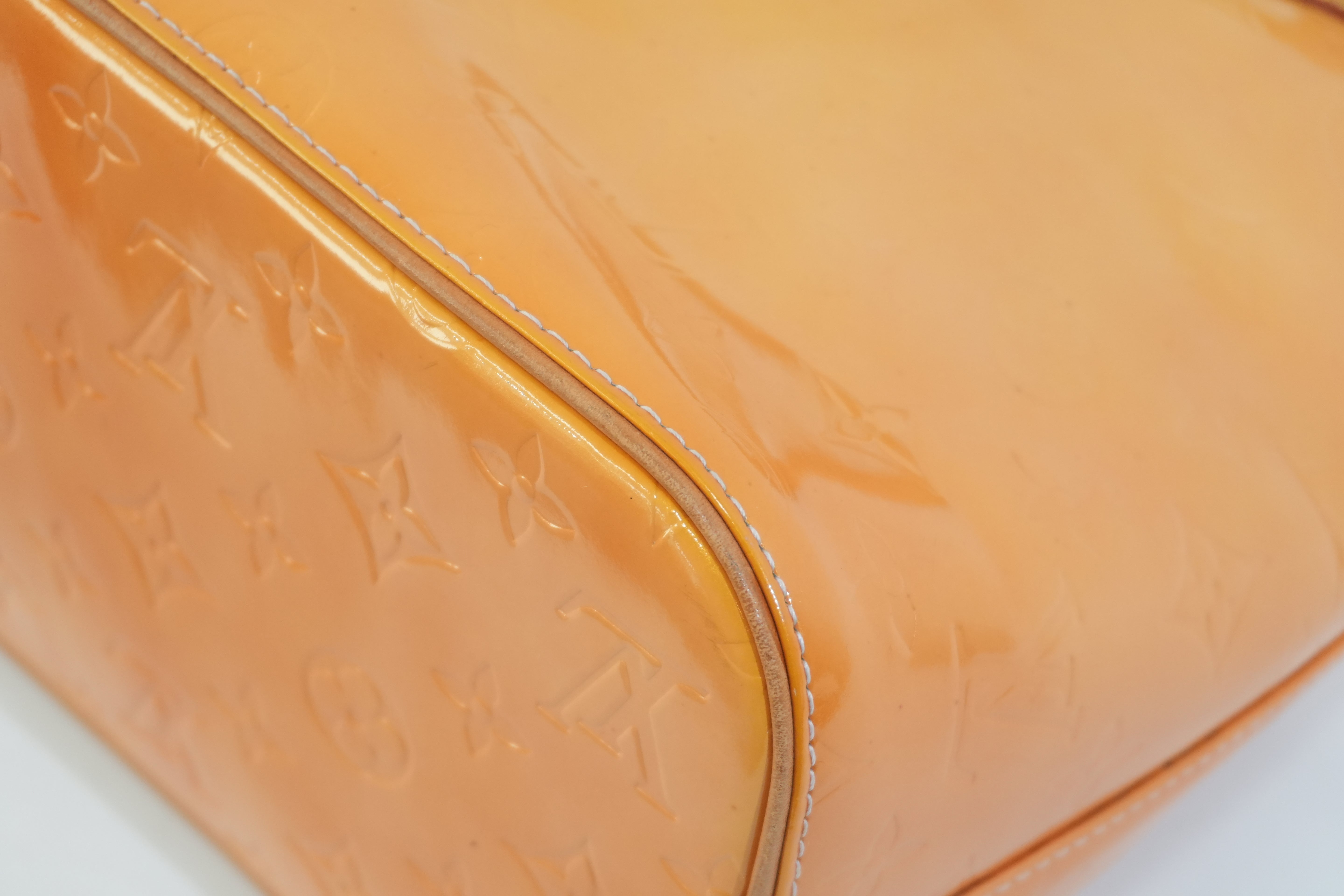 Pre-owned Louis Vuitton Vernis Houston Handbag Yellow