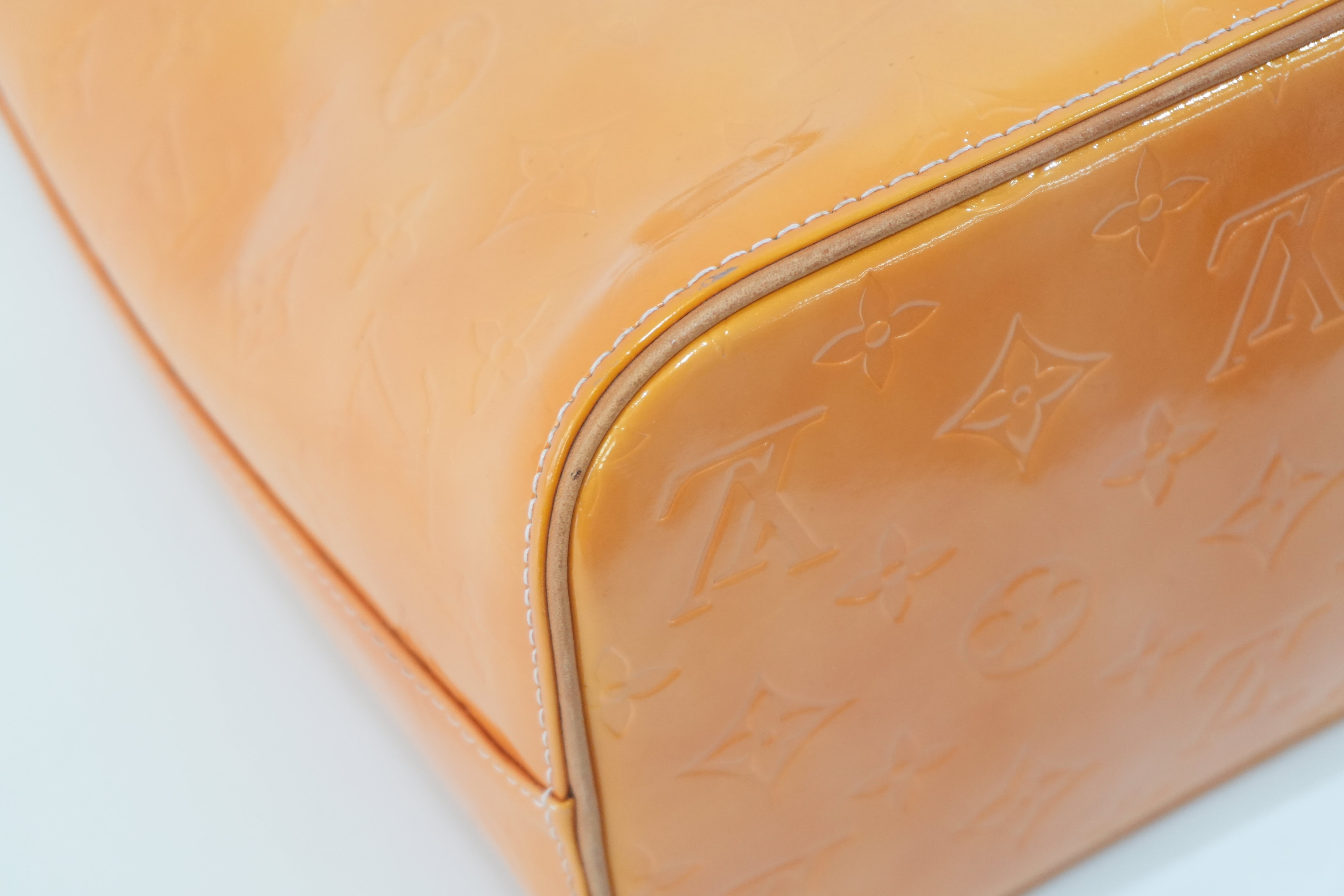 Pre-owned Louis Vuitton Vernis Houston Handbag Yellow