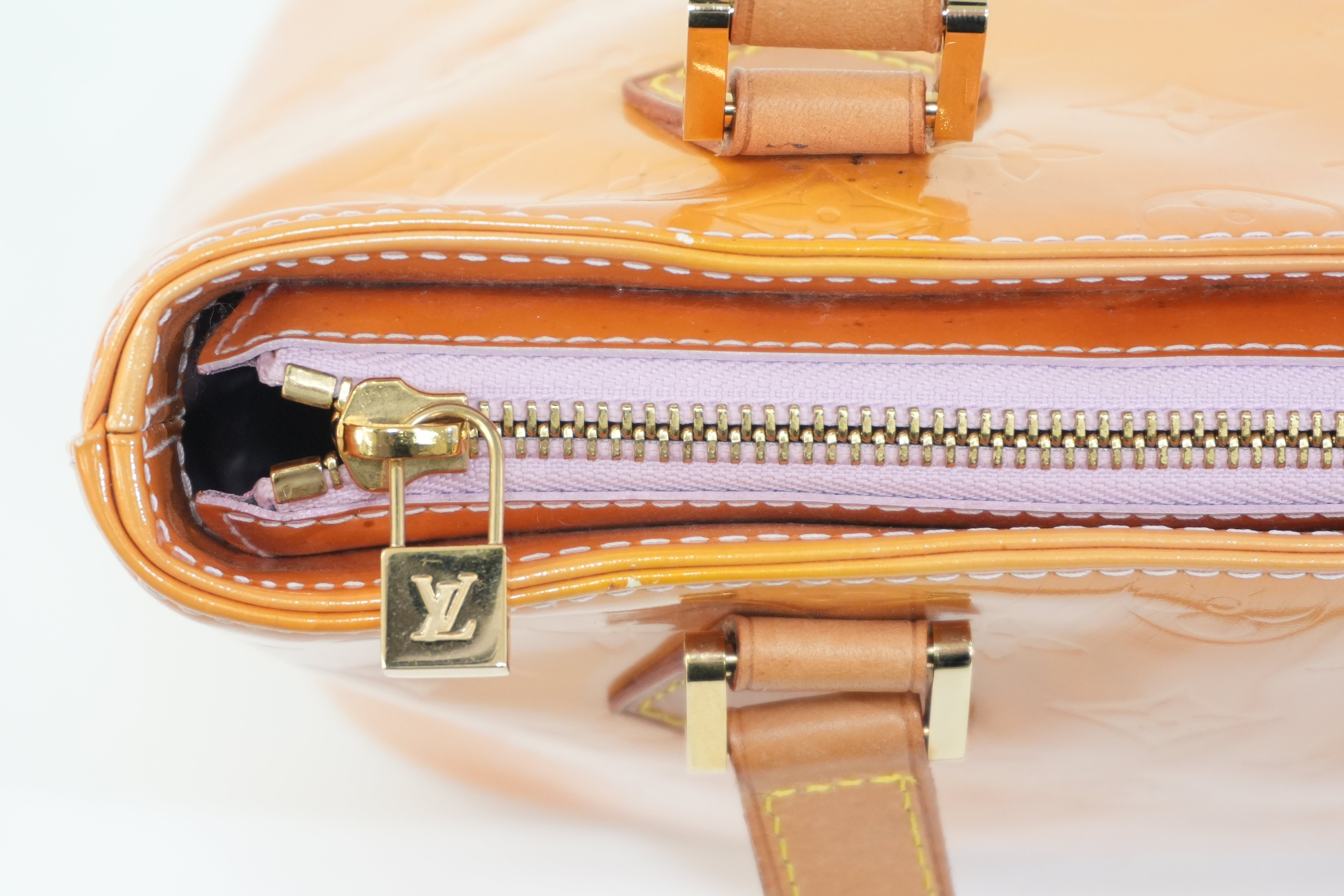 Pre-owned Louis Vuitton Vernis Houston Handbag Yellow