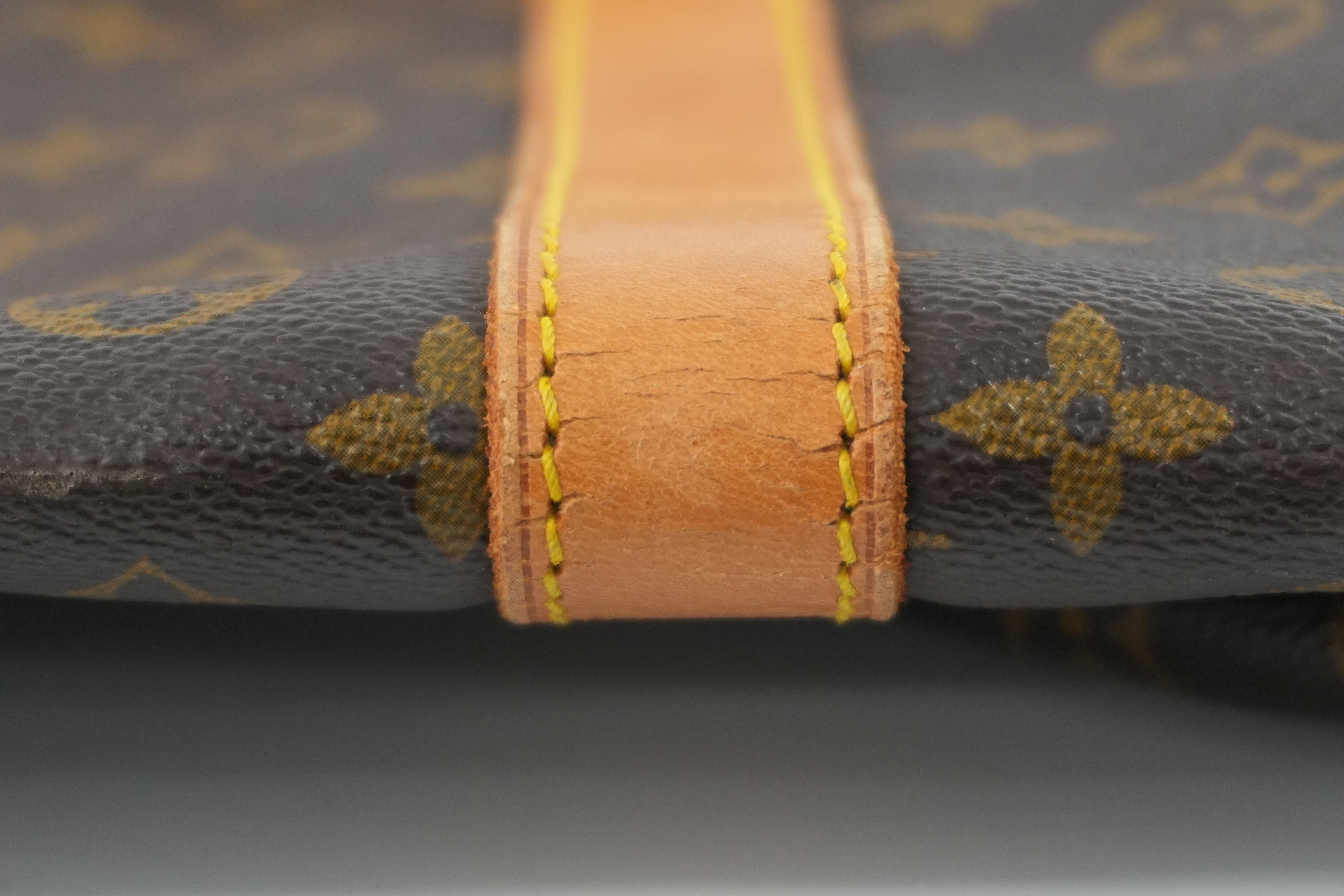 Pre-owned Louis Vuitton Monogram Keepall 60 Bandouliere