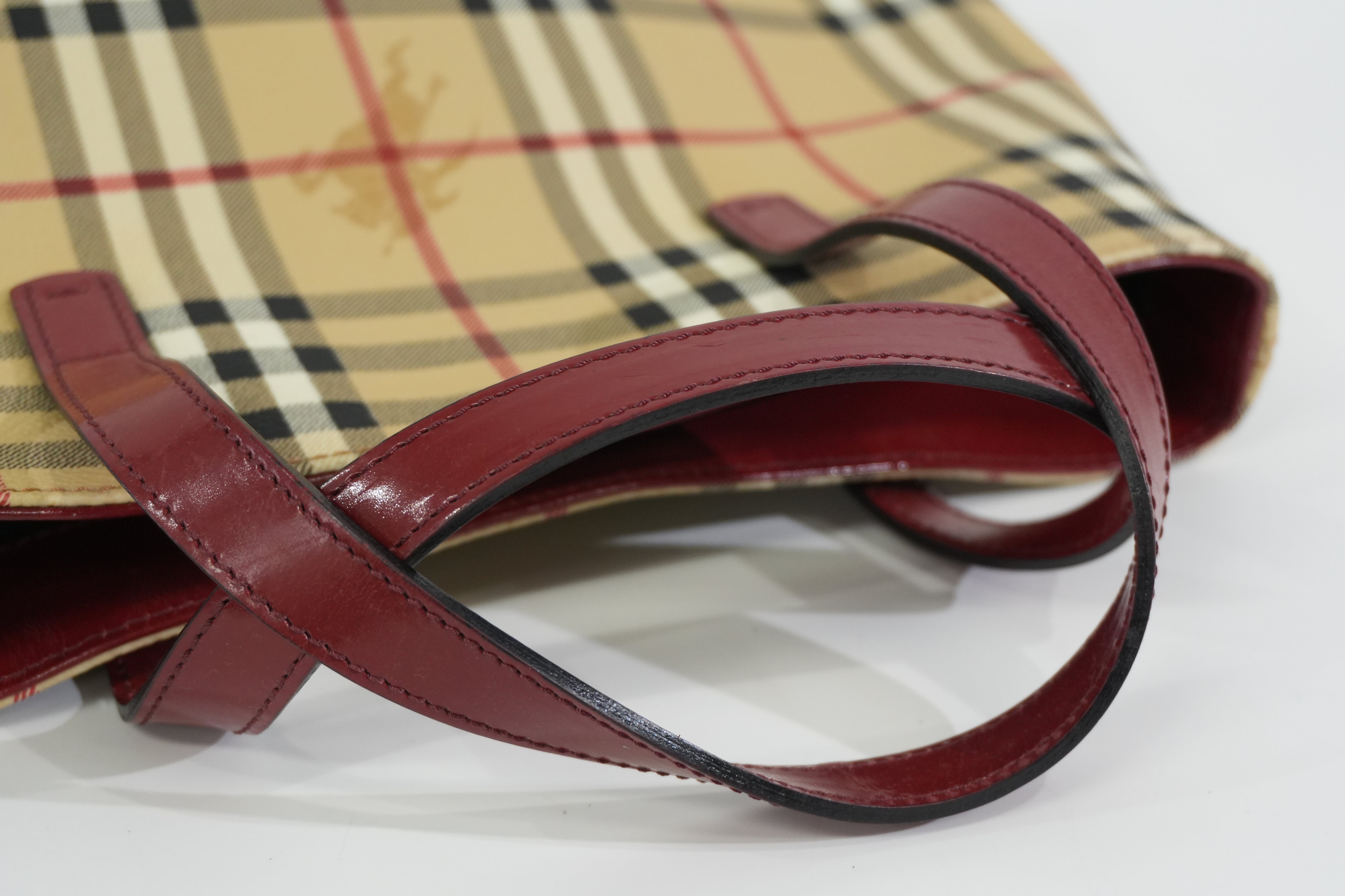 Pre-owned Burberry Nova Check Handbag Red