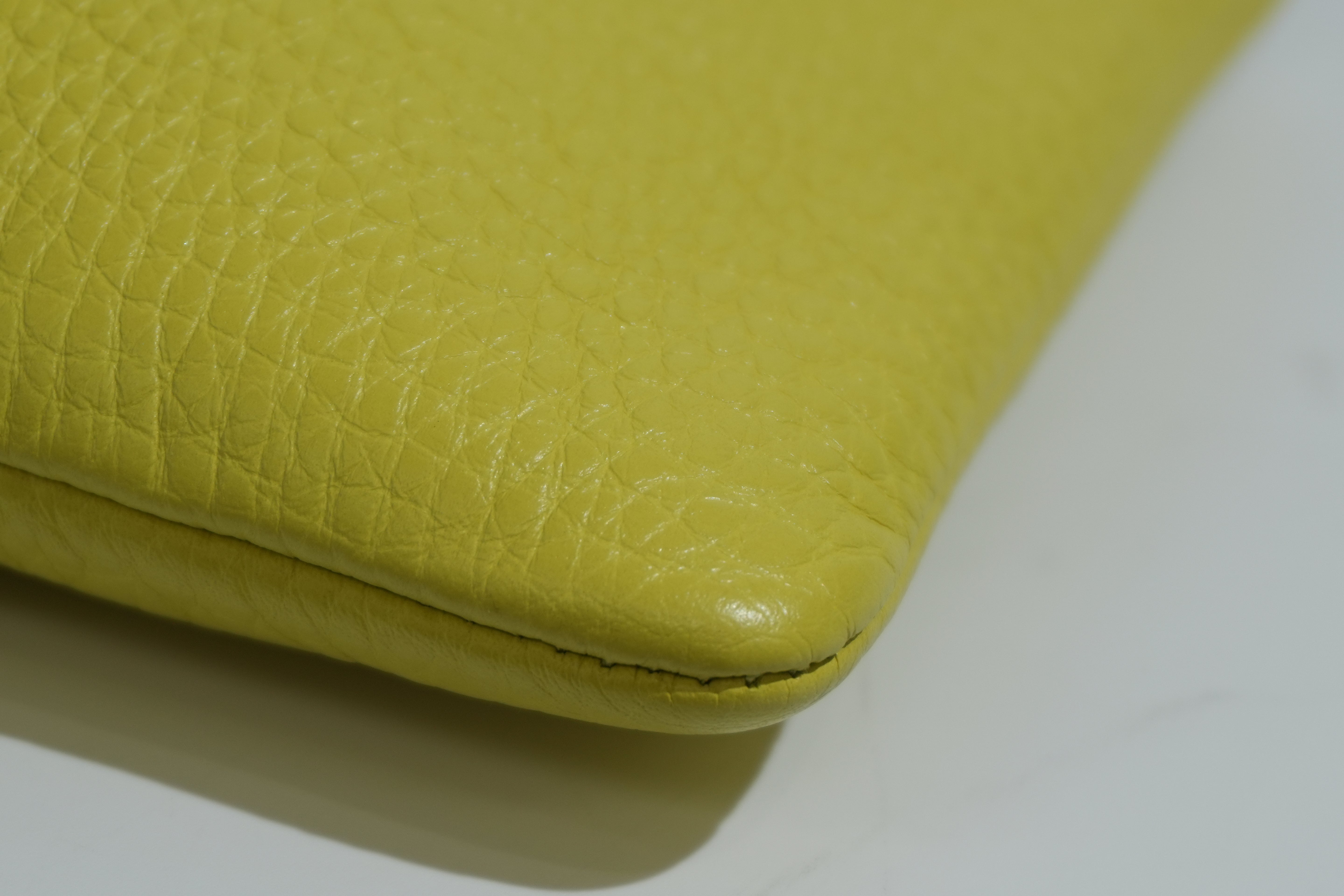 Pre-owned Gucci Bamboo Clutch Bag Neon Green