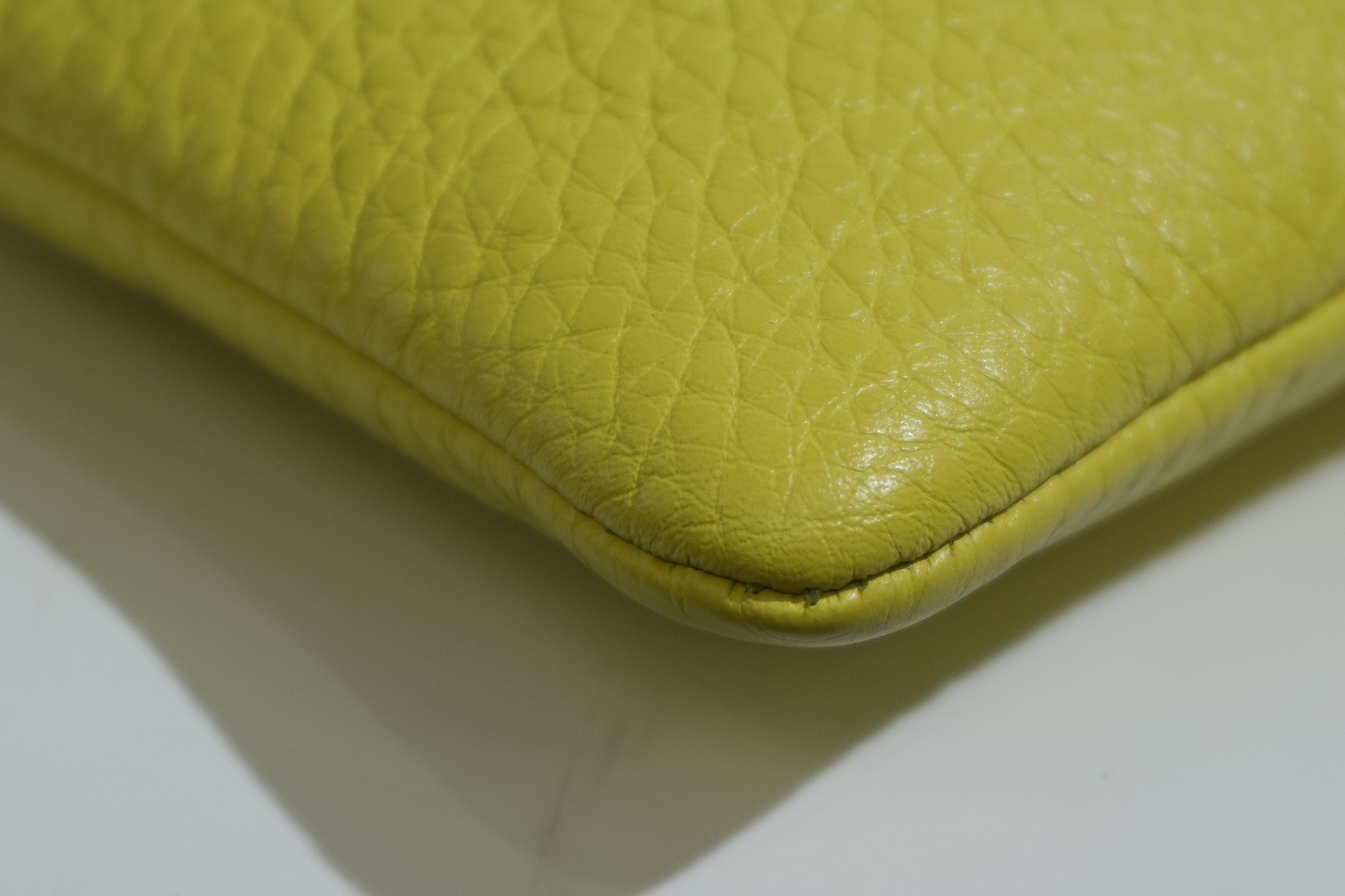Pre-owned Gucci Bamboo Clutch Bag Neon Green