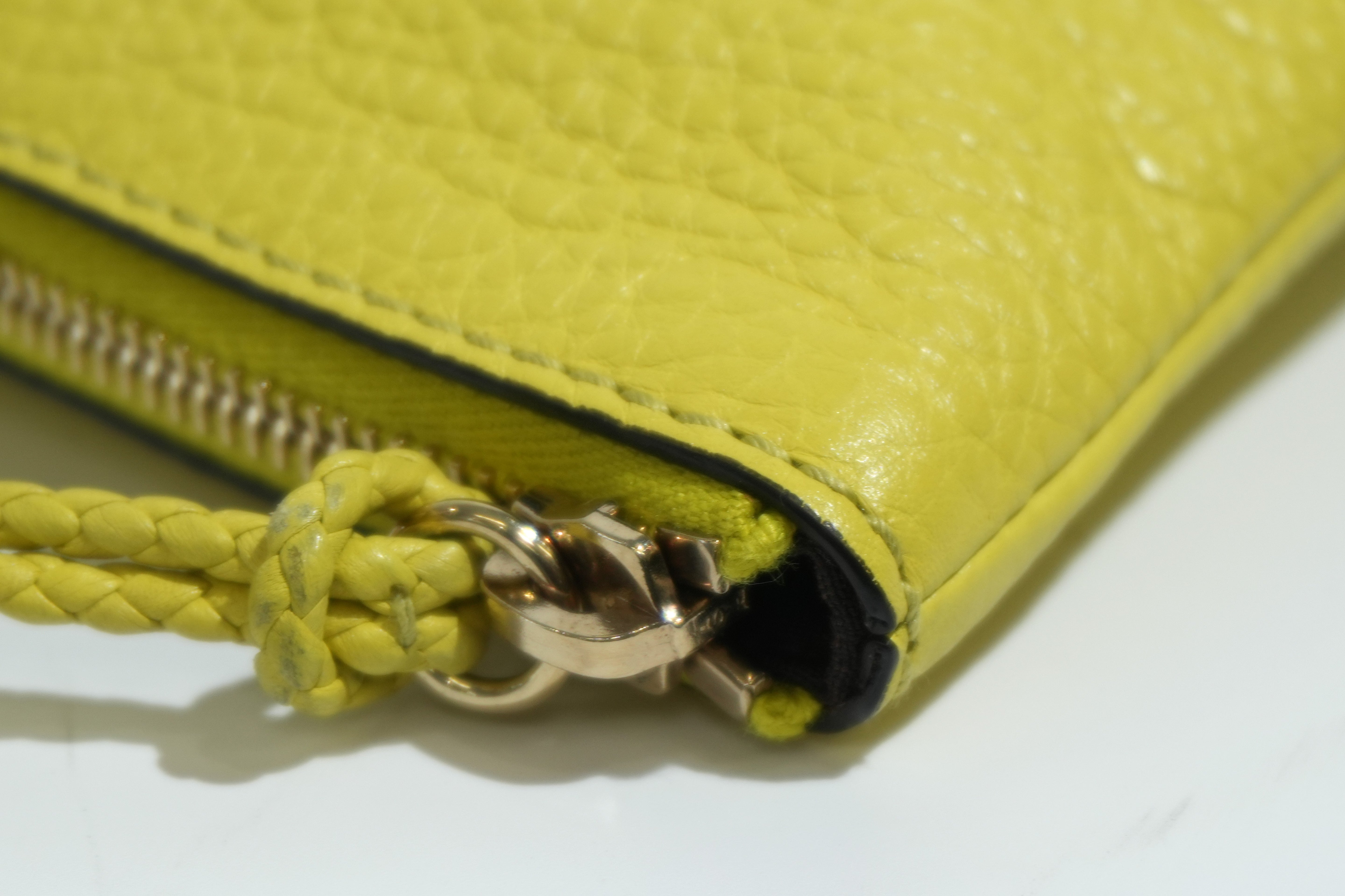 Pre-owned Gucci Bamboo Clutch Bag Neon Green