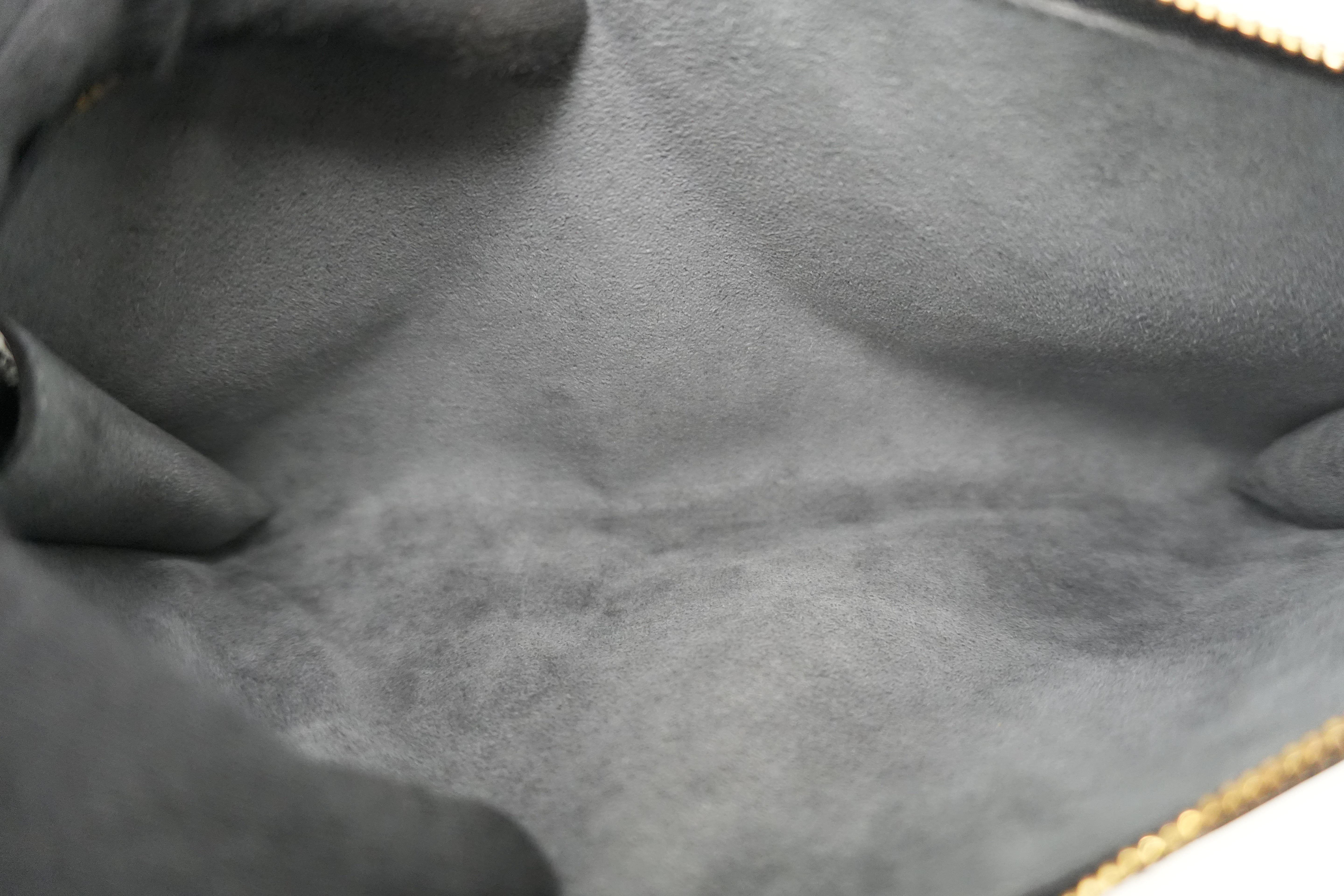 Louis Vuitton Epi Pochette Accessories Black Used