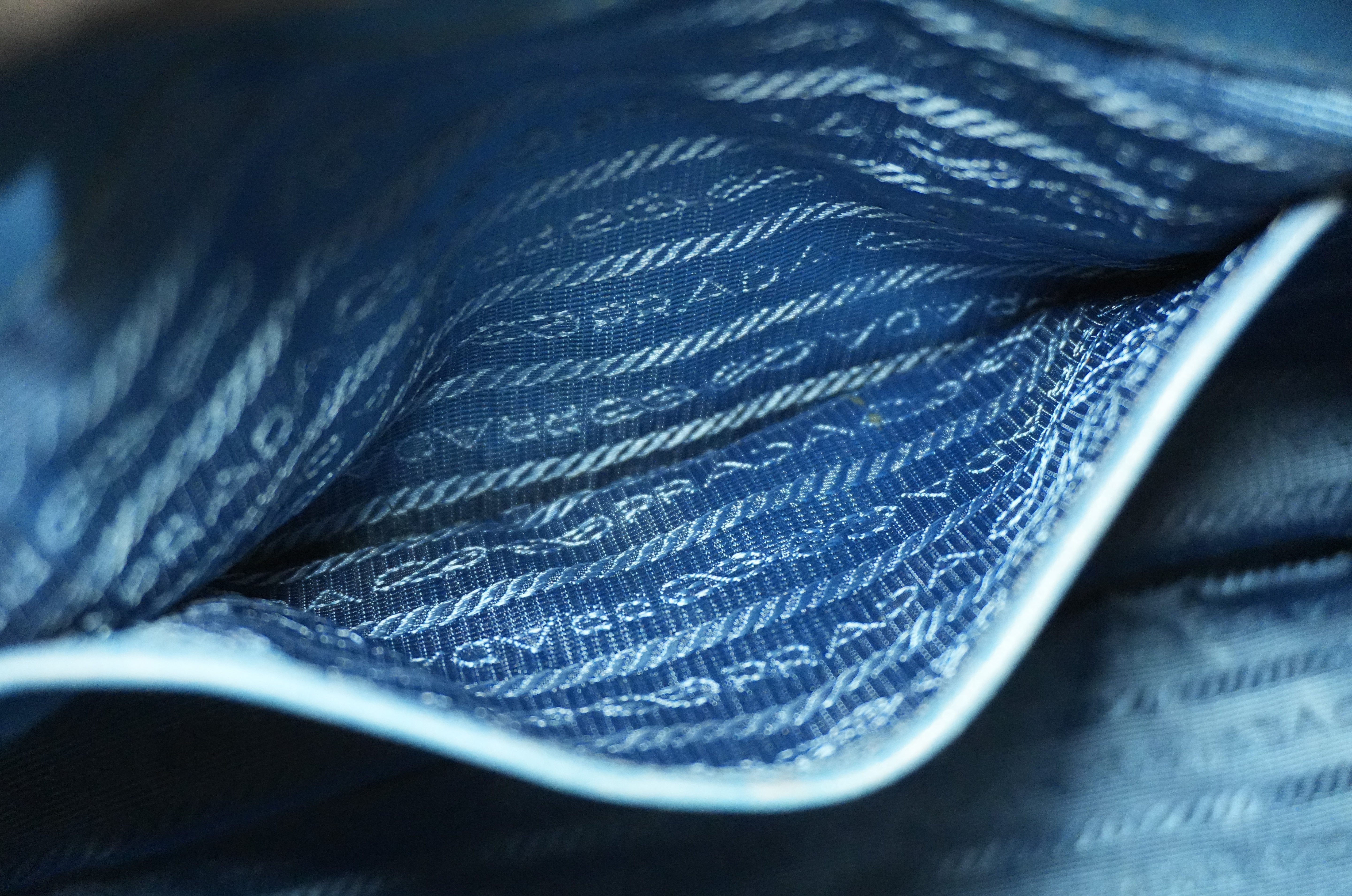 Pre-owned Prada Tessuto Gaufre Shoulder Bag Blue