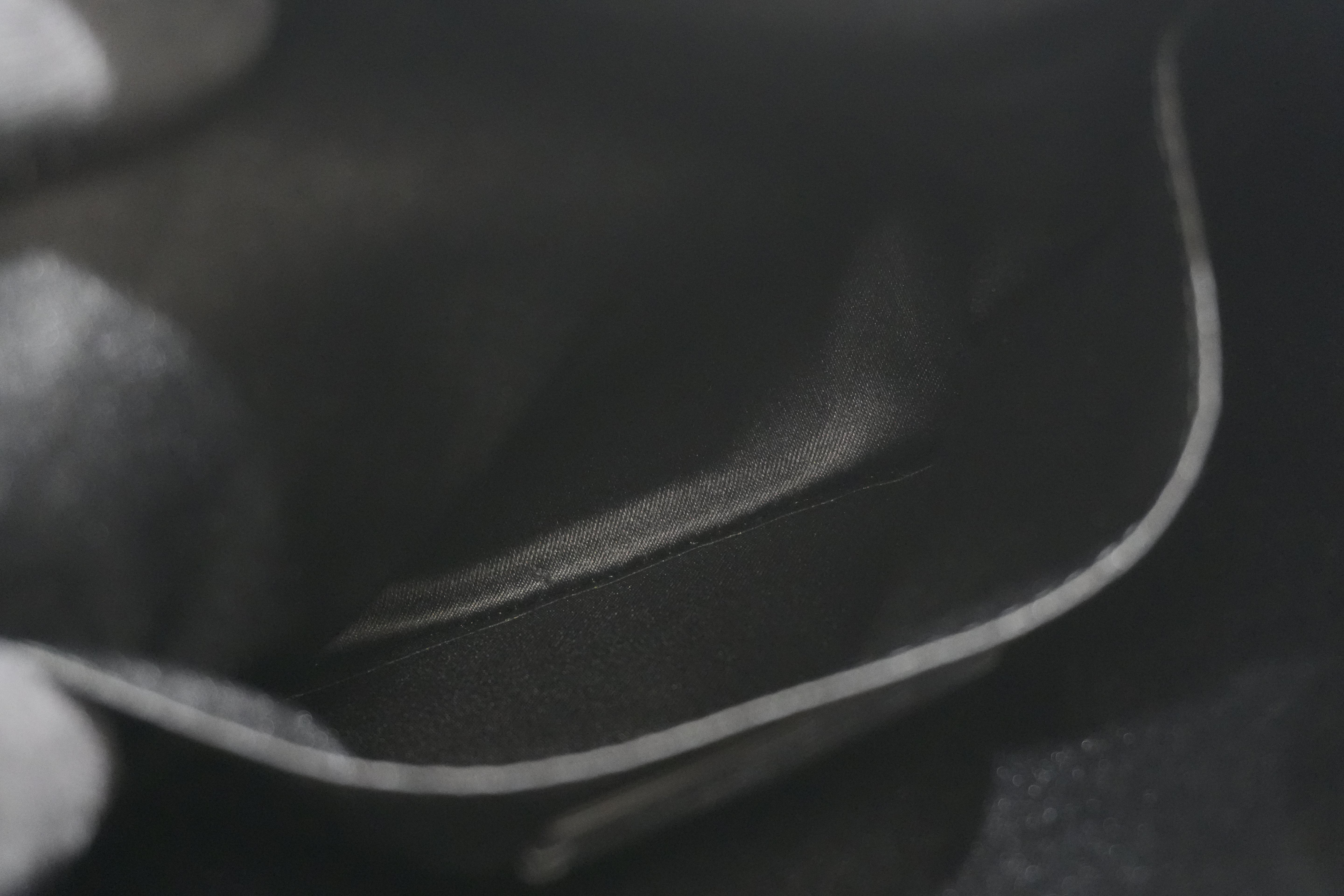 Pre-owned Valentino Wrist Clutch Bag Black