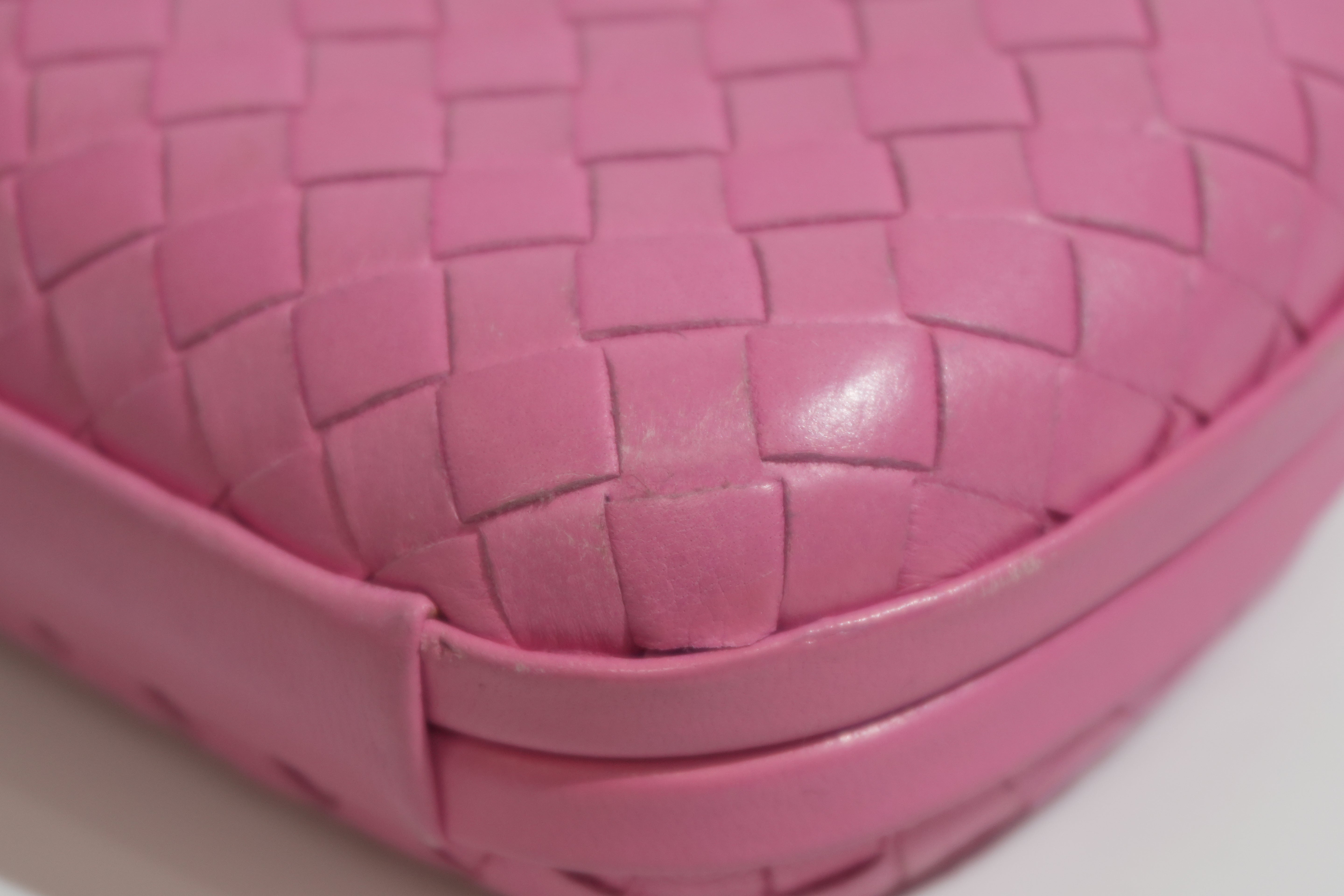 Pre-owned Bottega Intercciato Knot Clutch Bag Pink