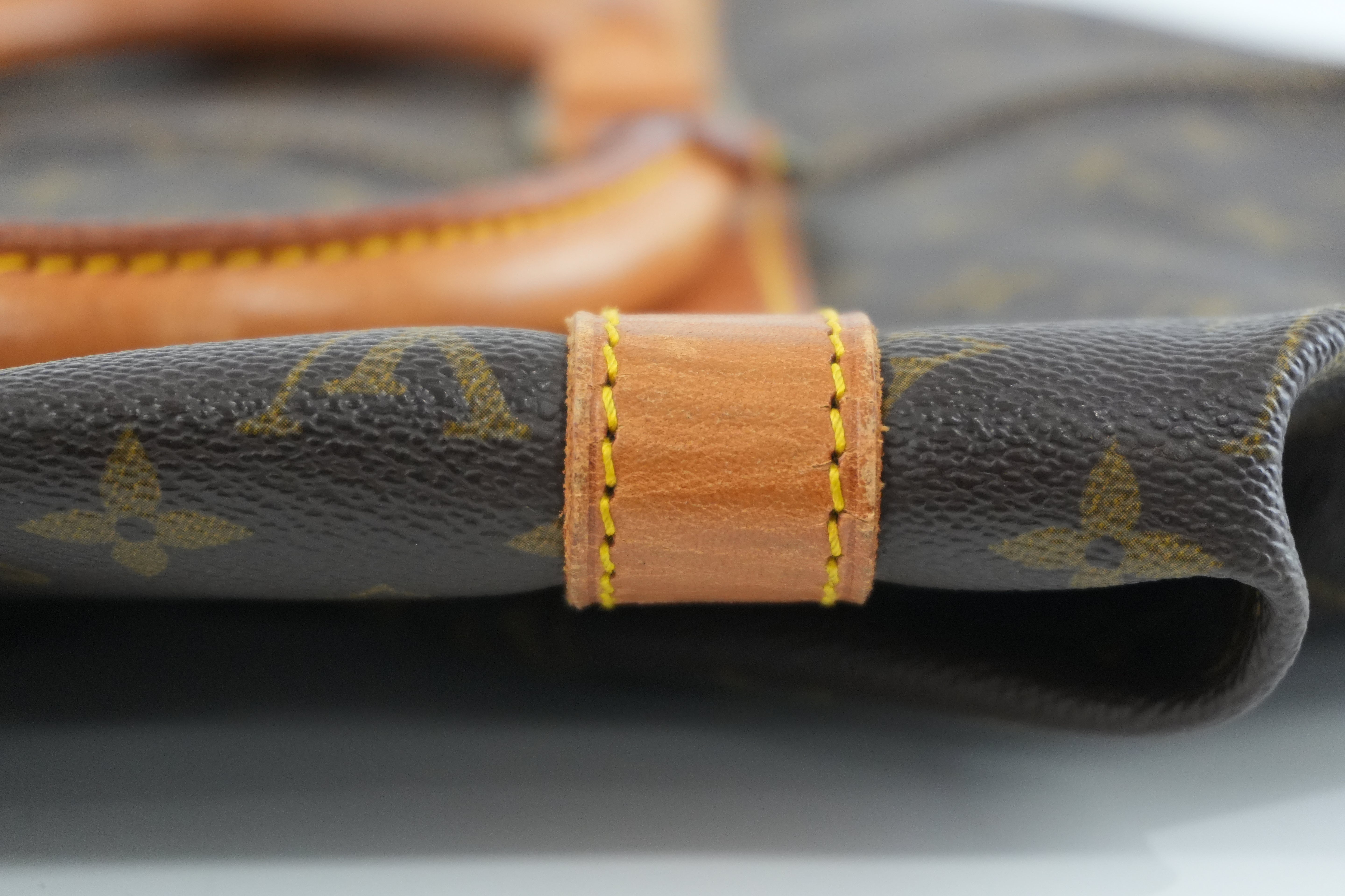 Louis Vuitton Monogram Keepall 50 Duffle Bag Used