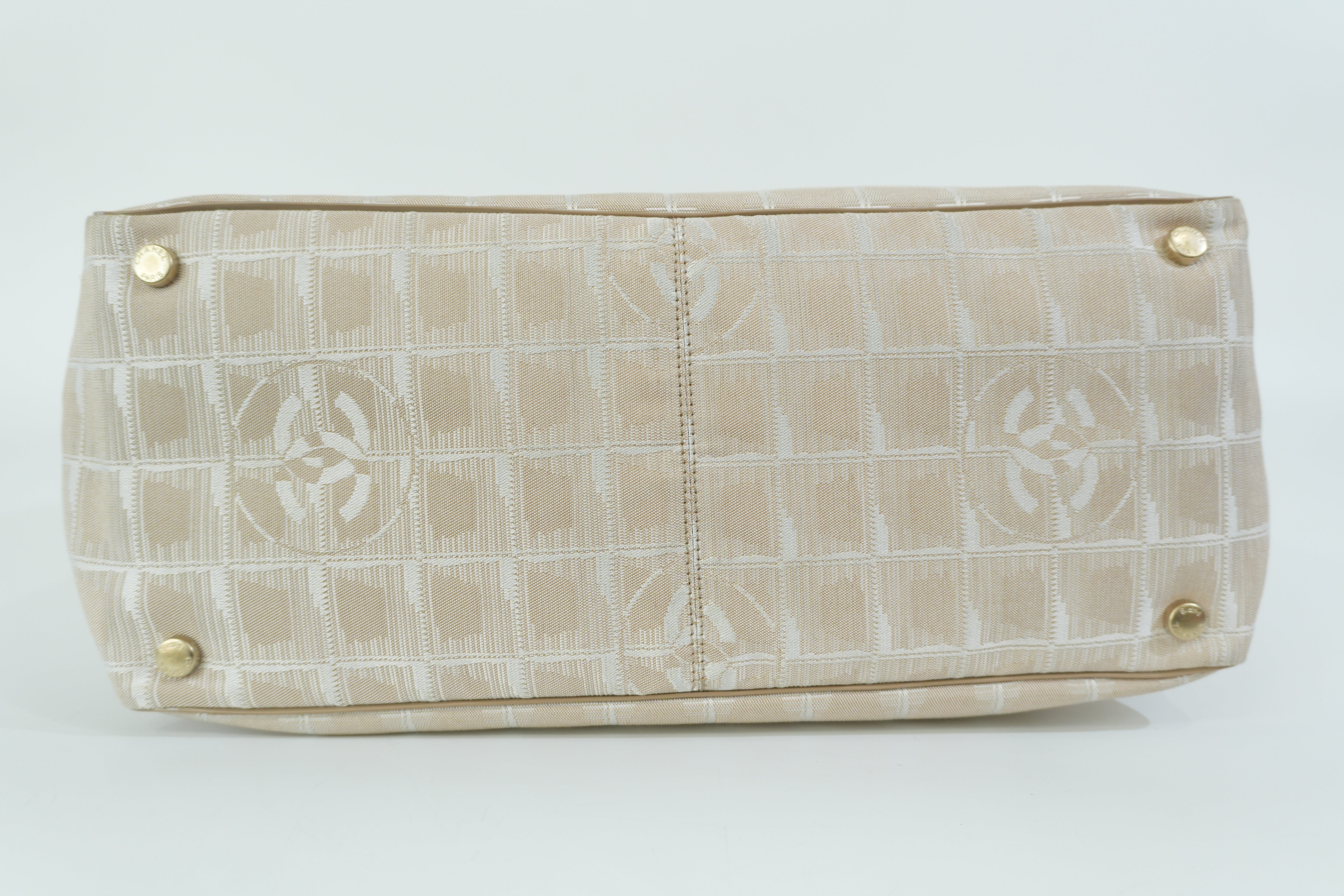 Pre-owned Chanel New Travel Line Tote Bag Beige