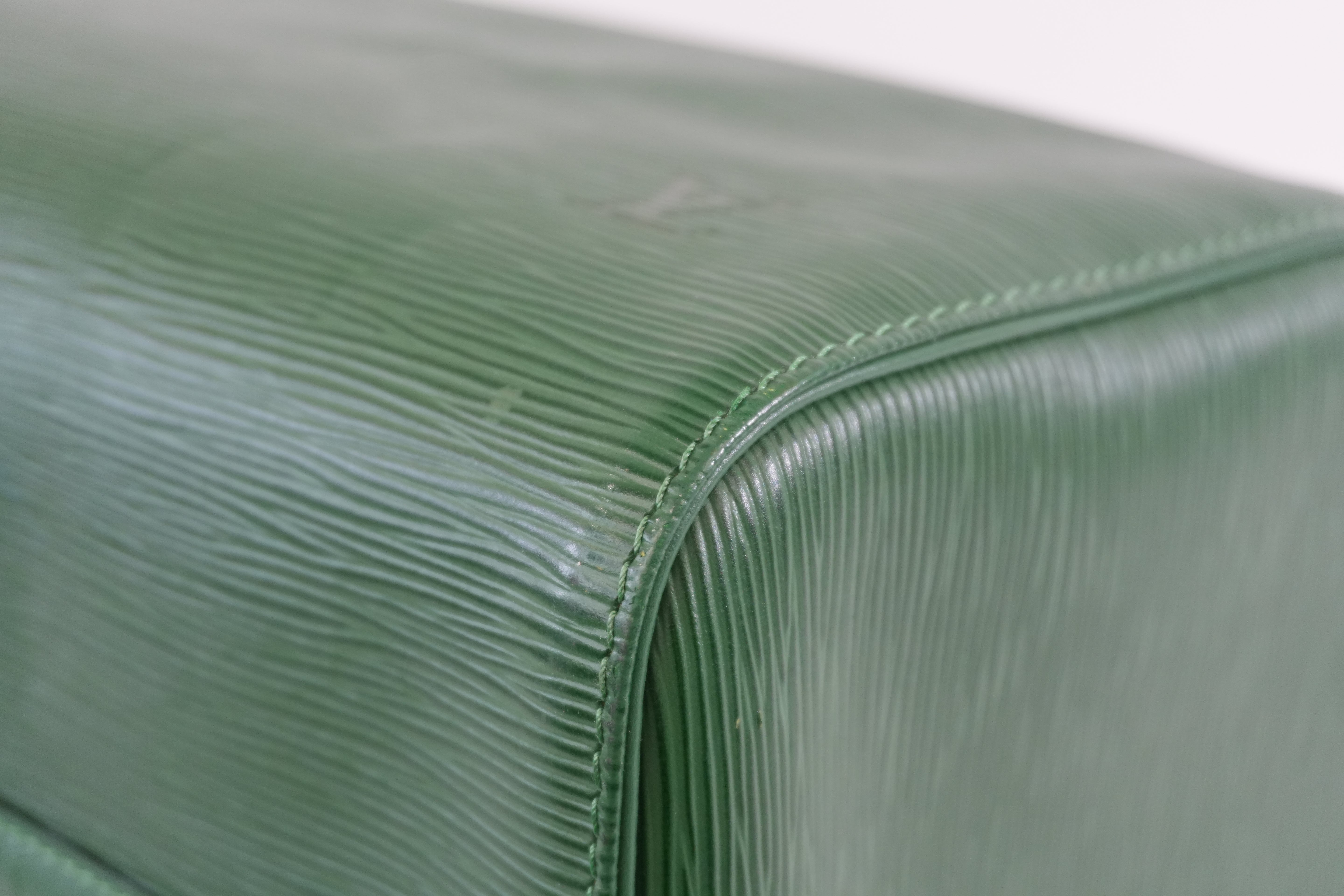Pre-Owned Louis Vuitton Epi Speedy 35 Handbag/Green